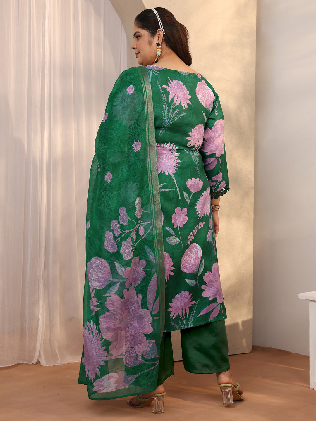  Plus Size Green Printed Linen Straight Suit Set With Dupatta 