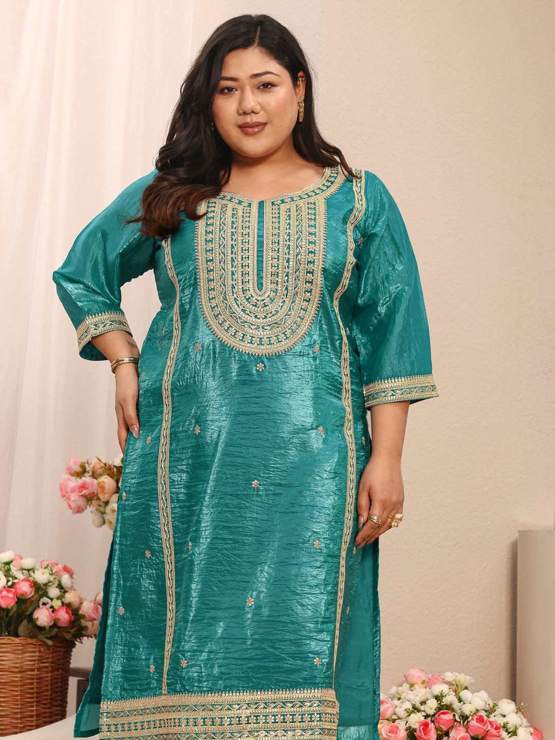  Plus Size Green Embroidered Organza Straight Suit Set With Dupatta 