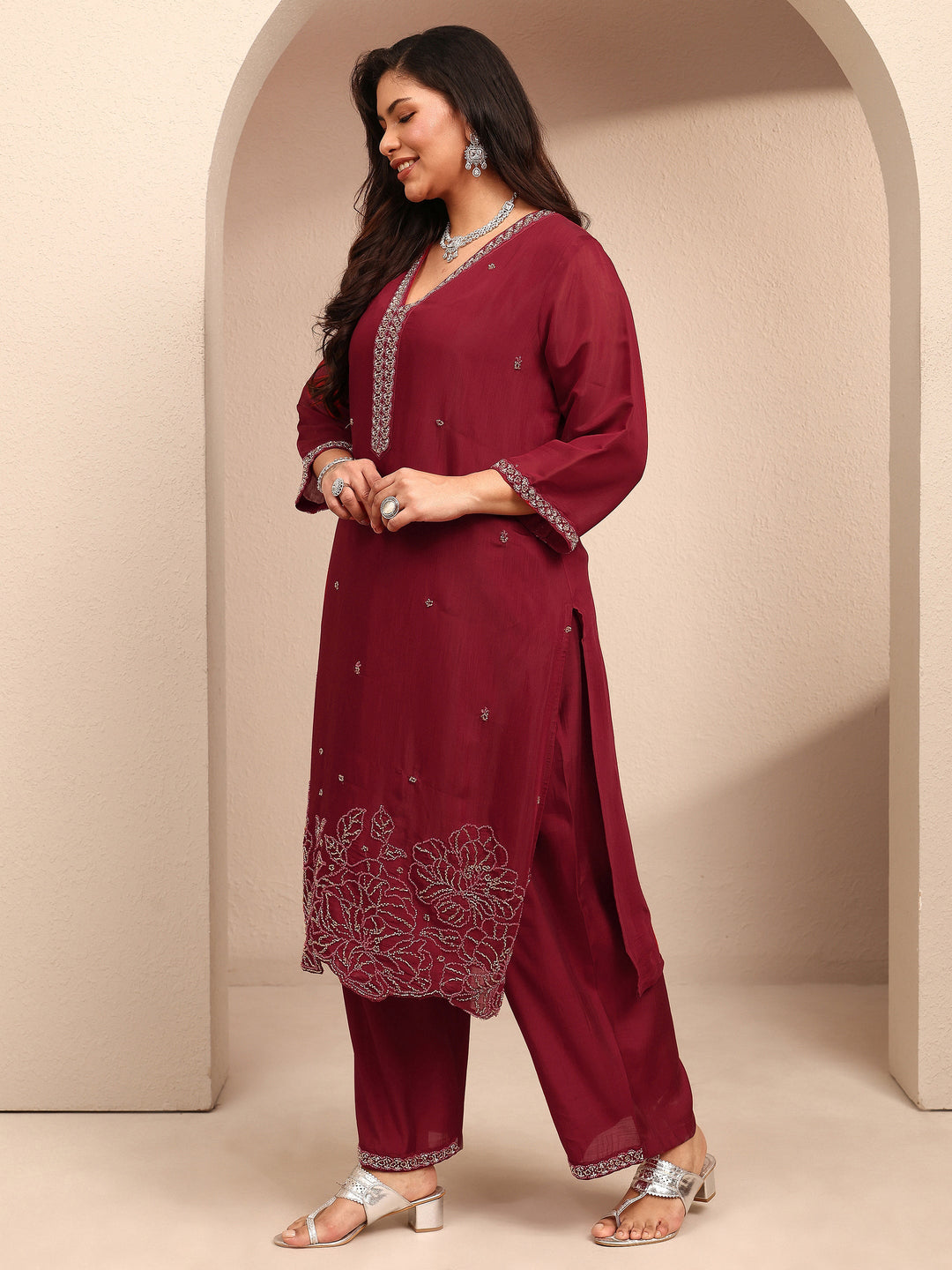  Plus Size Red Embroidered Plus Size Clothing Silk Blend Straight Suit Set With Dupatta 