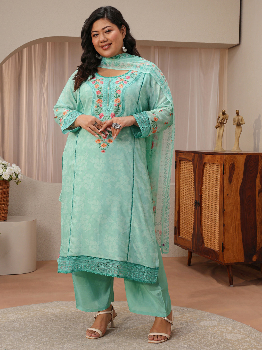 Plus Size Sky Blue Floral Print Silk Blend Straight Suit Set 