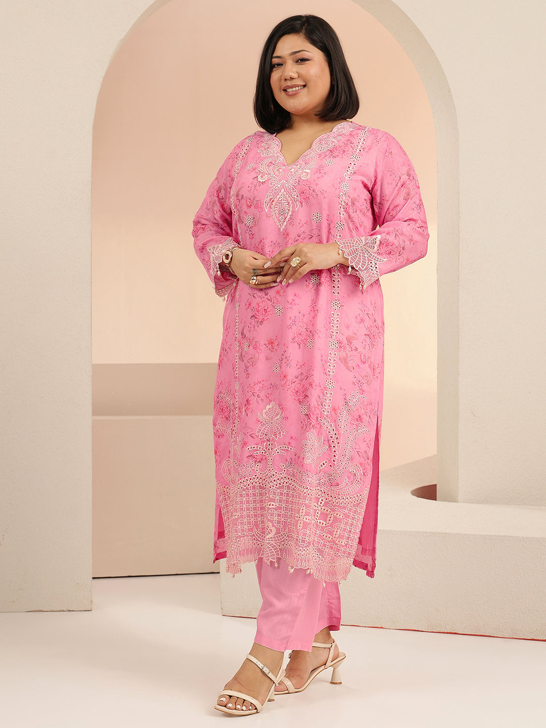  Plus Size Pink Floral Printed Silk Blend Straight Suit Set 