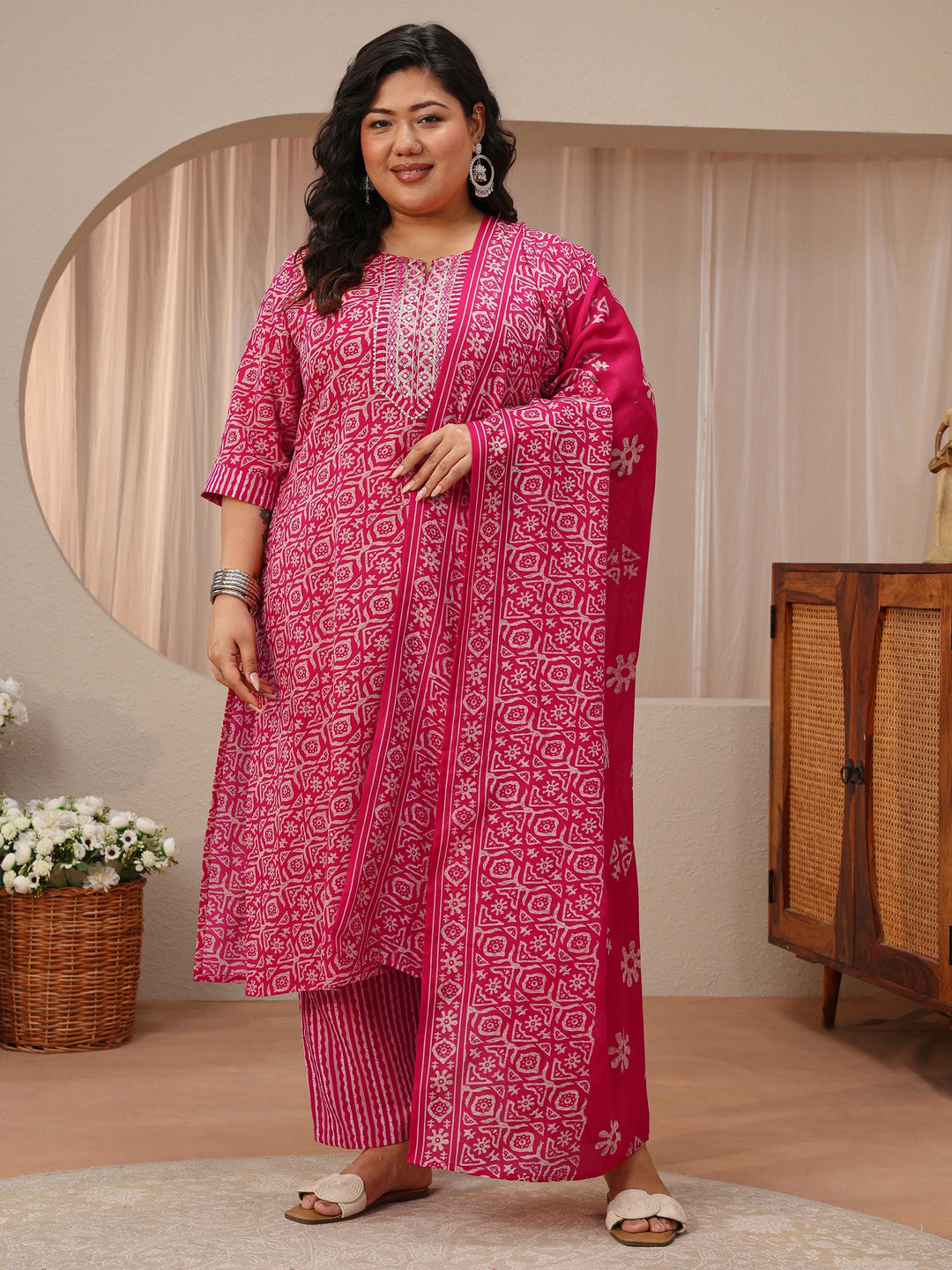  Plus Size Pink Geometric Print Cotton Blend Straight Suit Set 