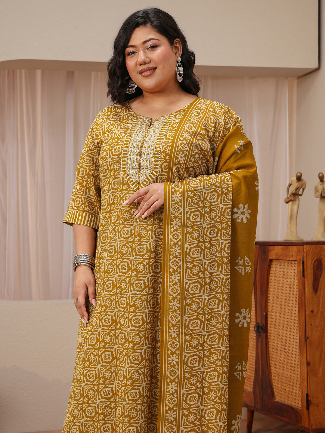  Plus Size Mustard Geometric Print Cotton Blend Straight Suit Set 