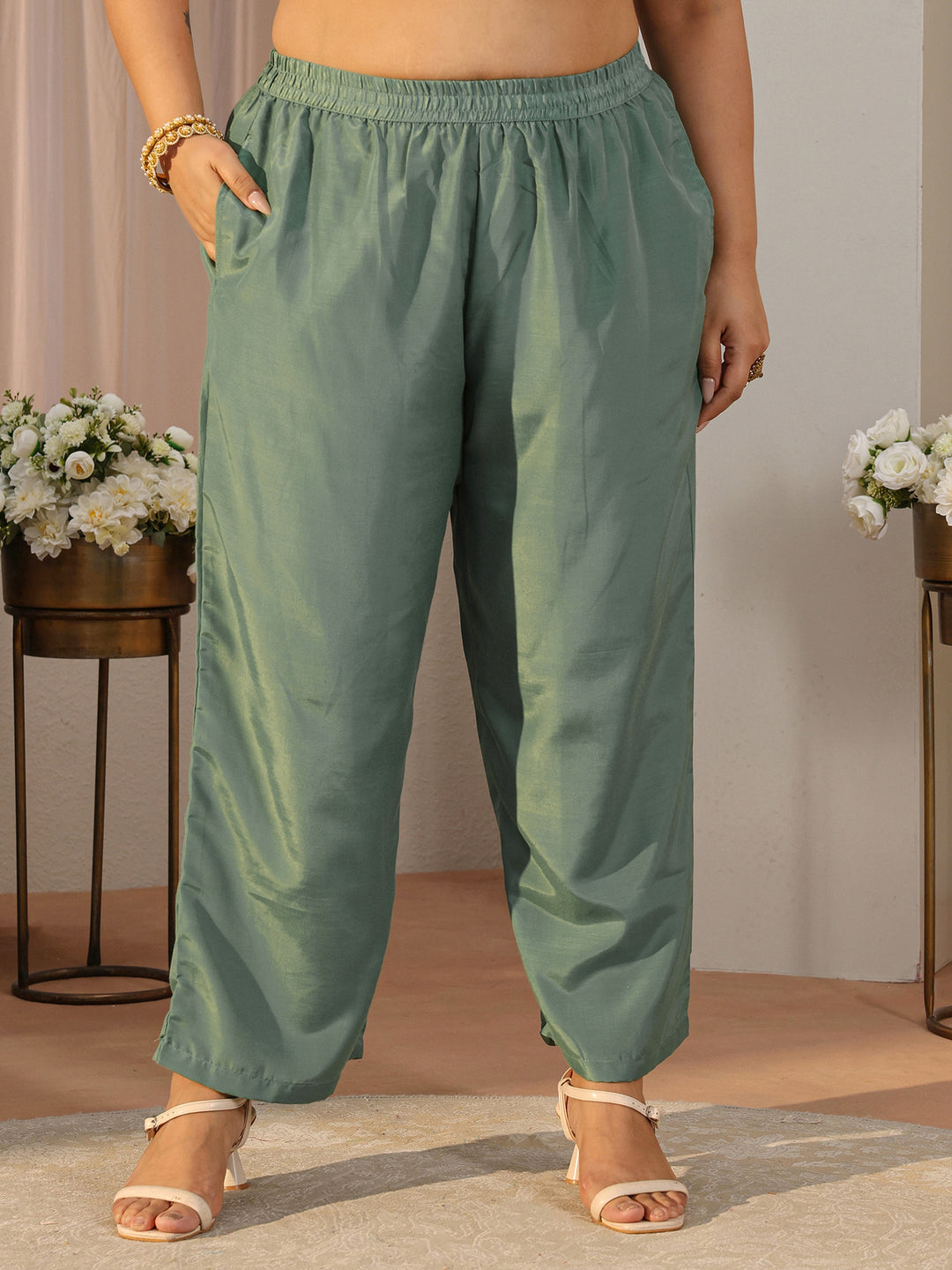  Plus Size Moss Green Floral Embroidered Silk Blend Suit Set 