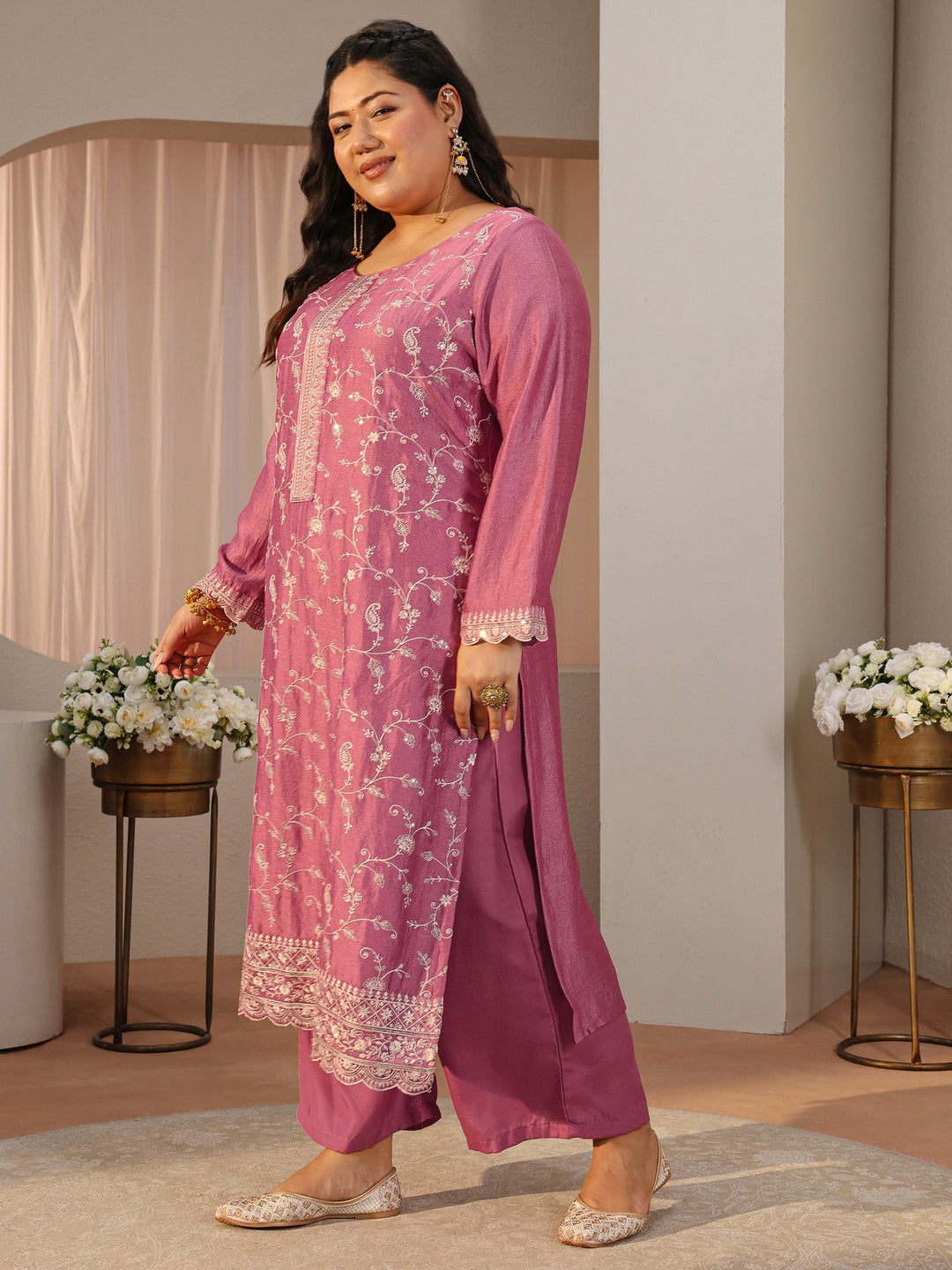  Plus Size Pink Floral Embroidered Silk Blend Straight Suit Set 