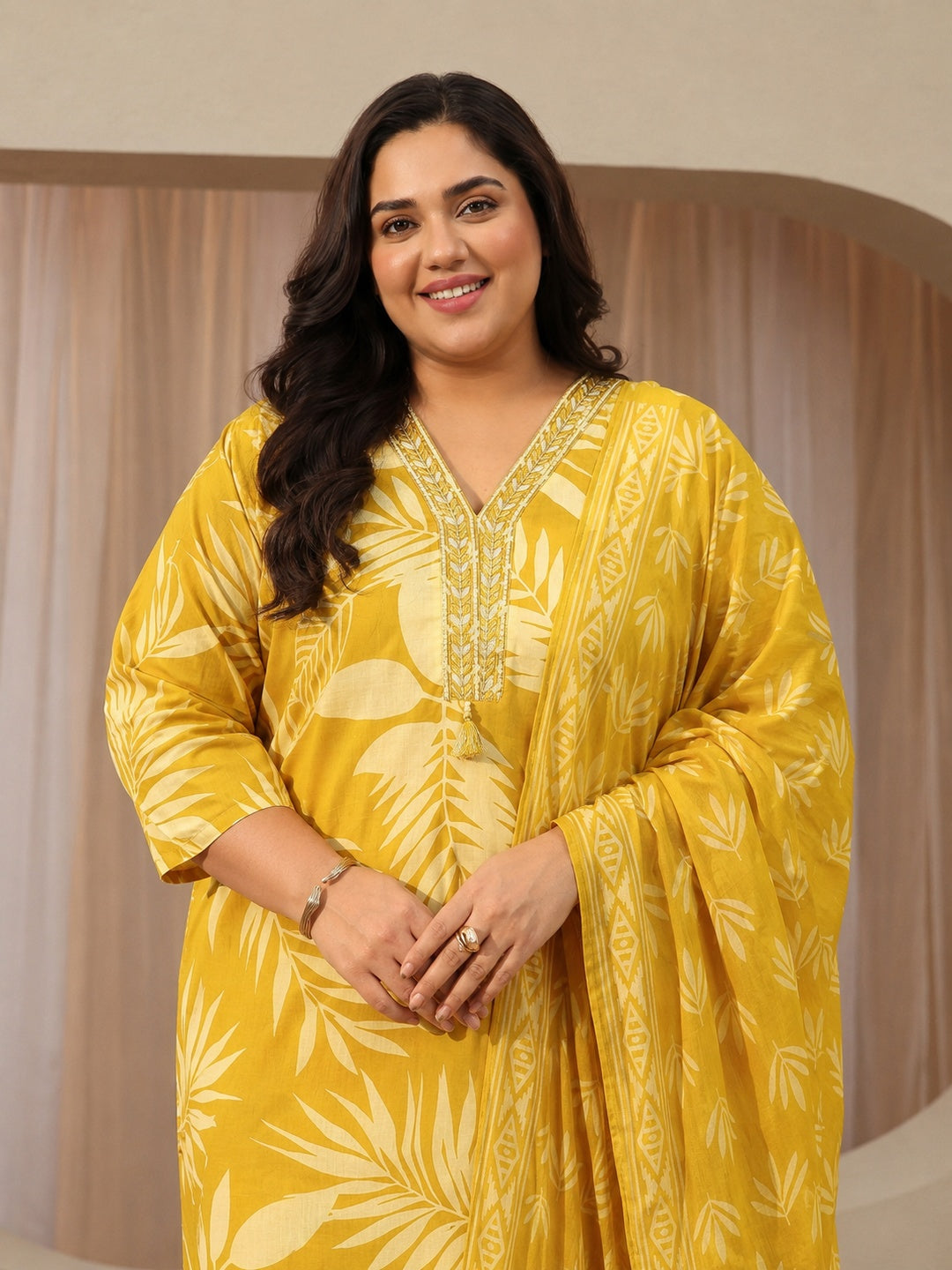  Plus Size Mustard Floral Printed Cotton Blend Straight Suit Set 