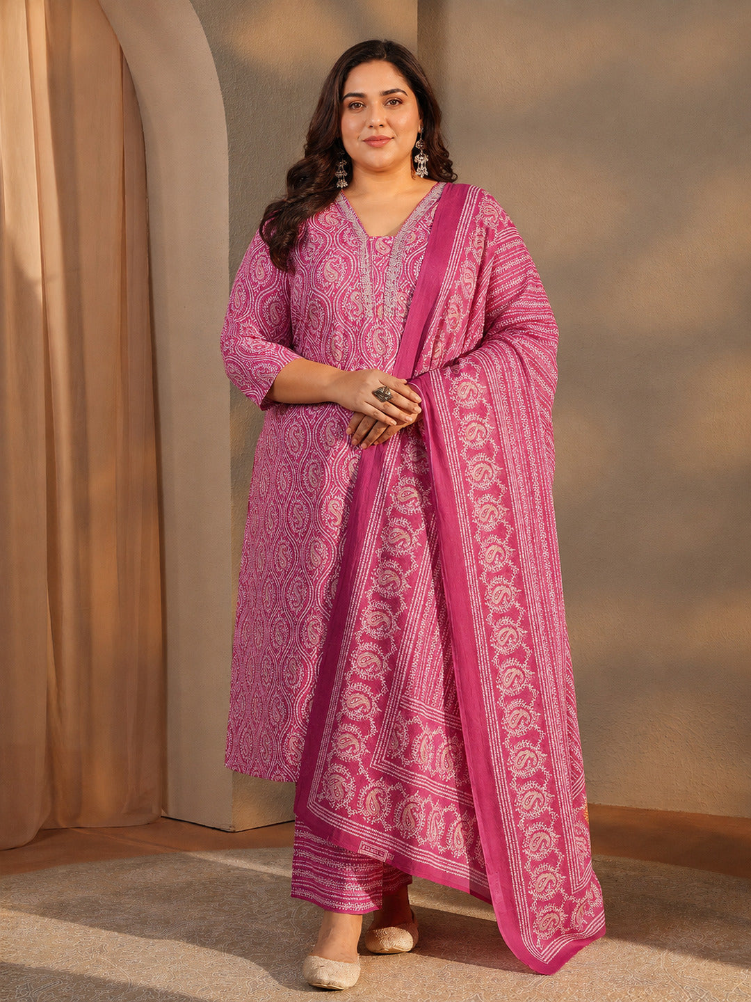 Plus Size Pink Paisley Printed Cotton Straight Suit Set
