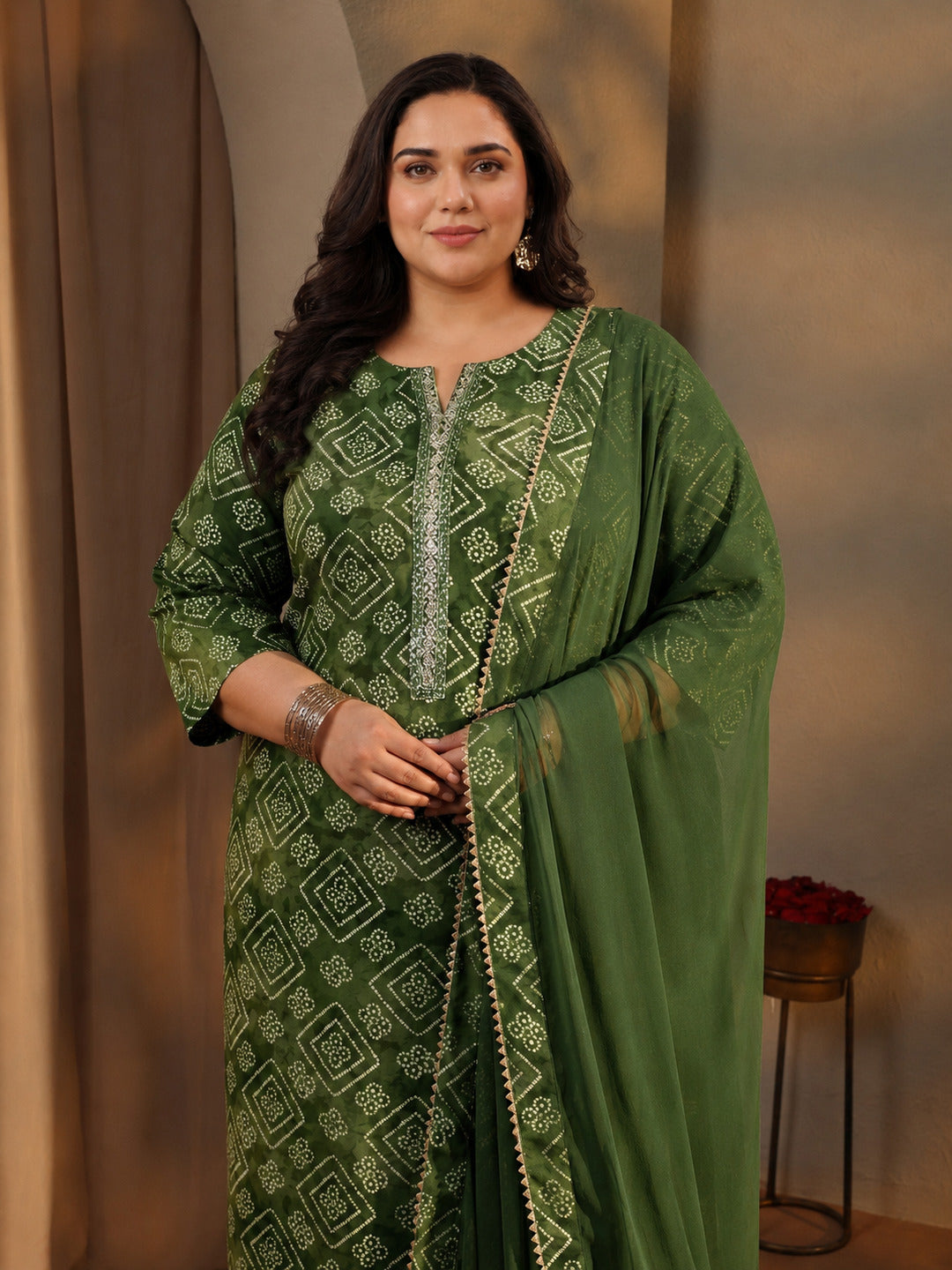  Plus Size Green Bandhani Printed Rayon Straight Suit Set 