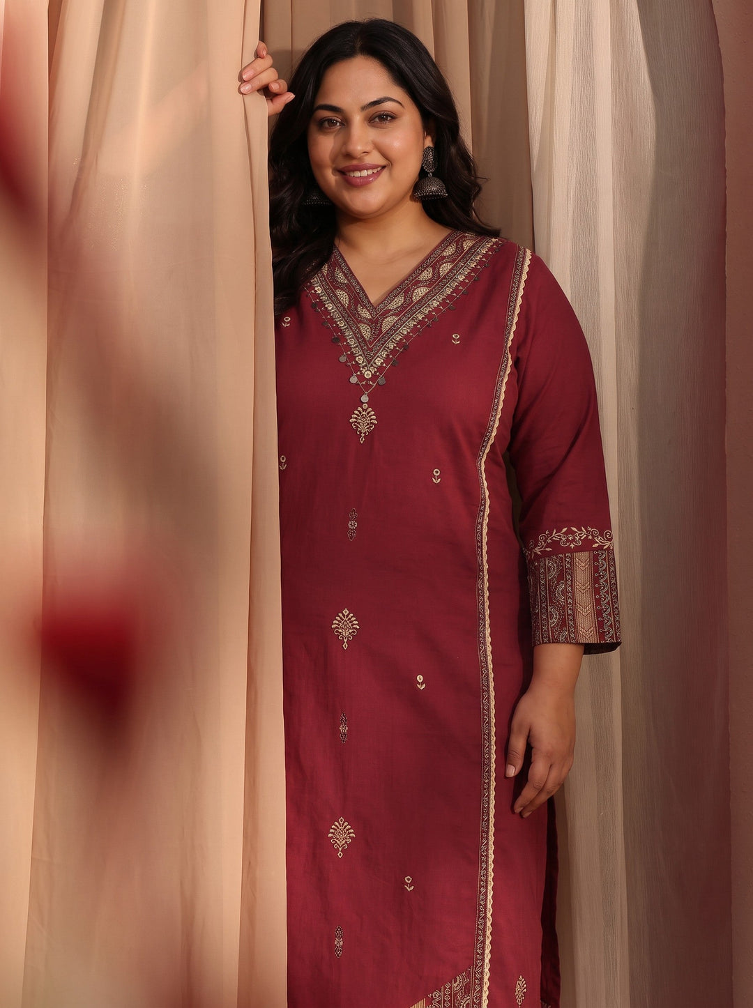  Plus Size Red Ethnic Motifs Embroidered Cotton Blend Straight Kurta Set 