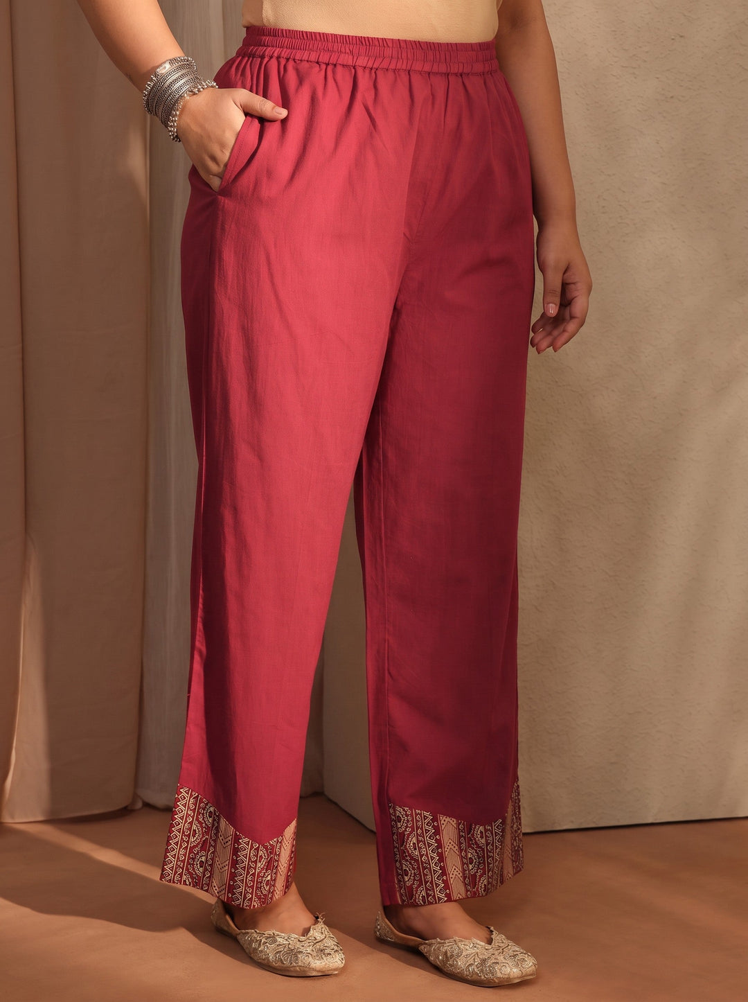  Plus Size Red Ethnic Motifs Embroidered Cotton Blend Straight Kurta Set 
