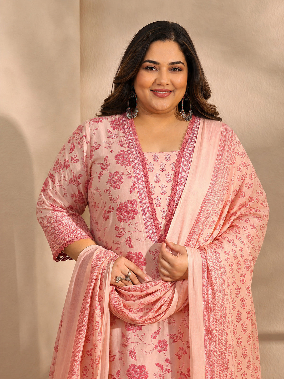  Plus Size Peach Floral Printed Cotton Blend Straight Suit Set With Dupatta 