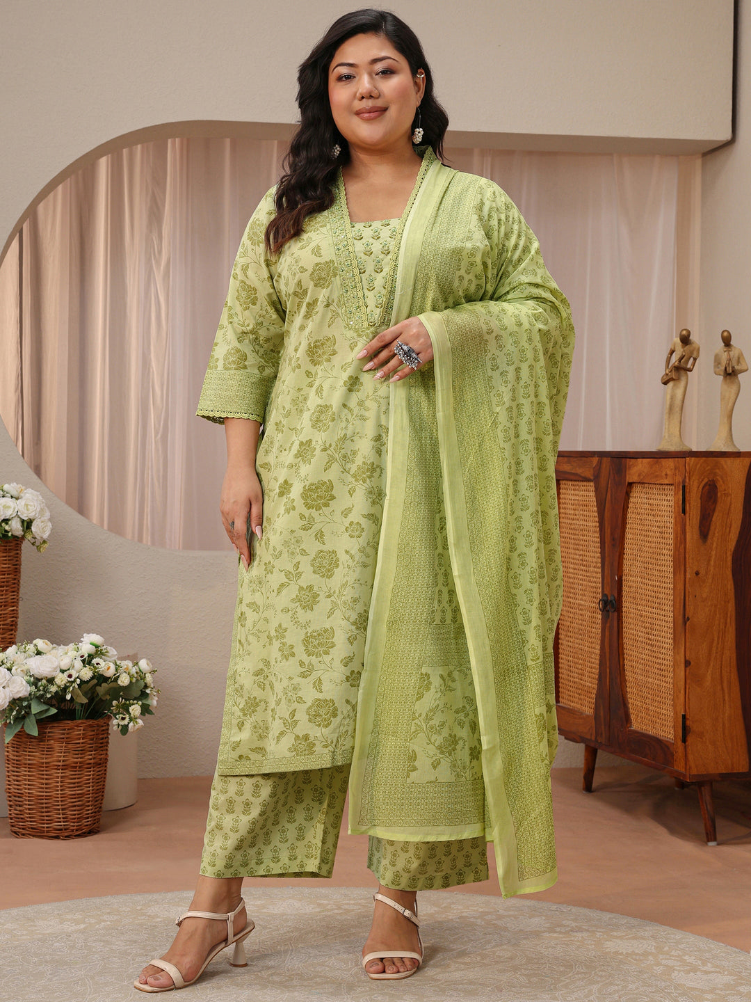  Plus Size Green Floral Printed Cotton Straight Suit Set 