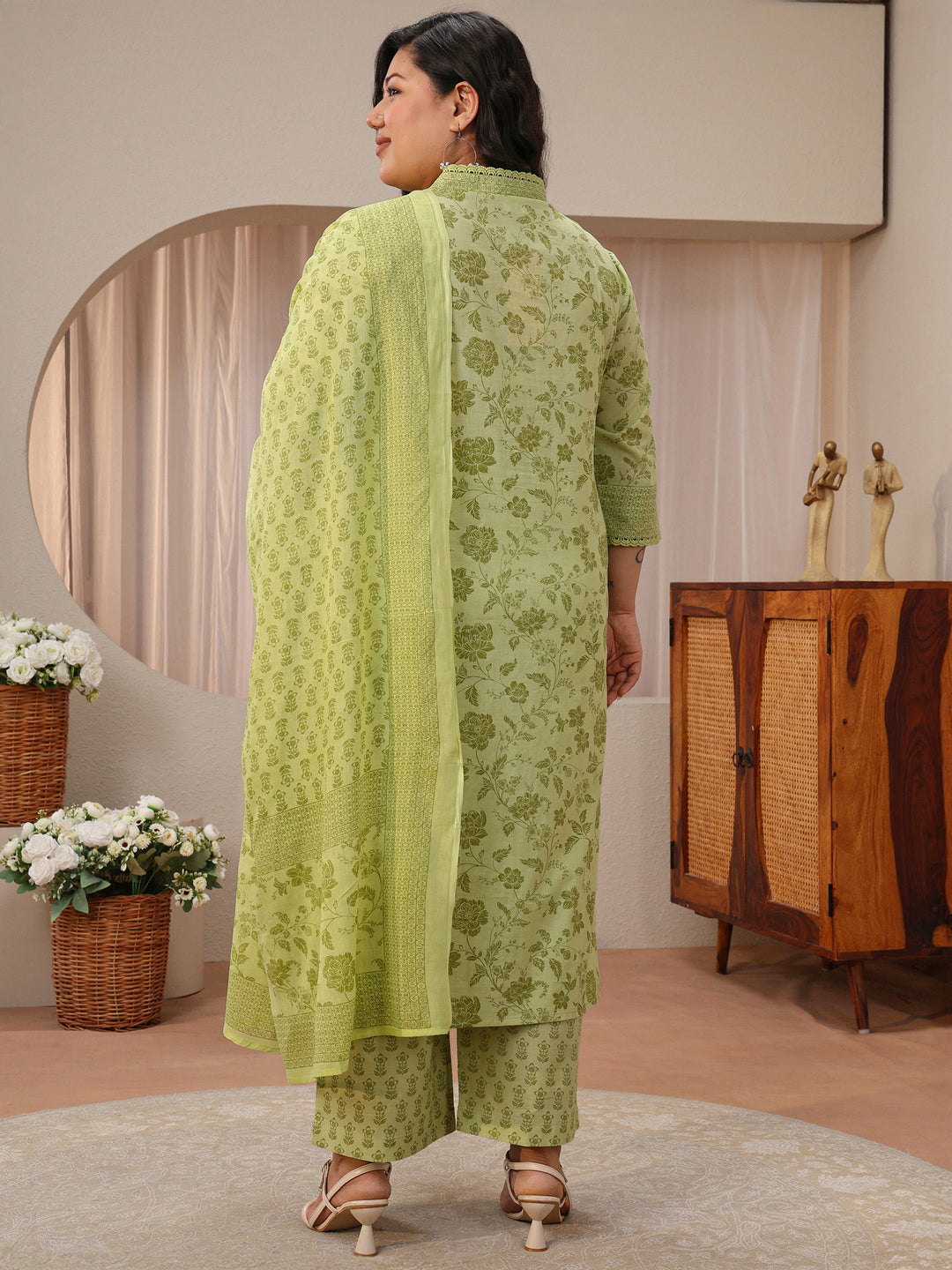  Plus Size Green Floral Printed Cotton Straight Suit Set 