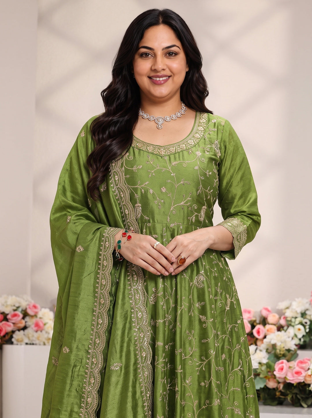 Plus Size Green Floral Embroidered Silk Blend Anarkali Suit Set With Dupatta 