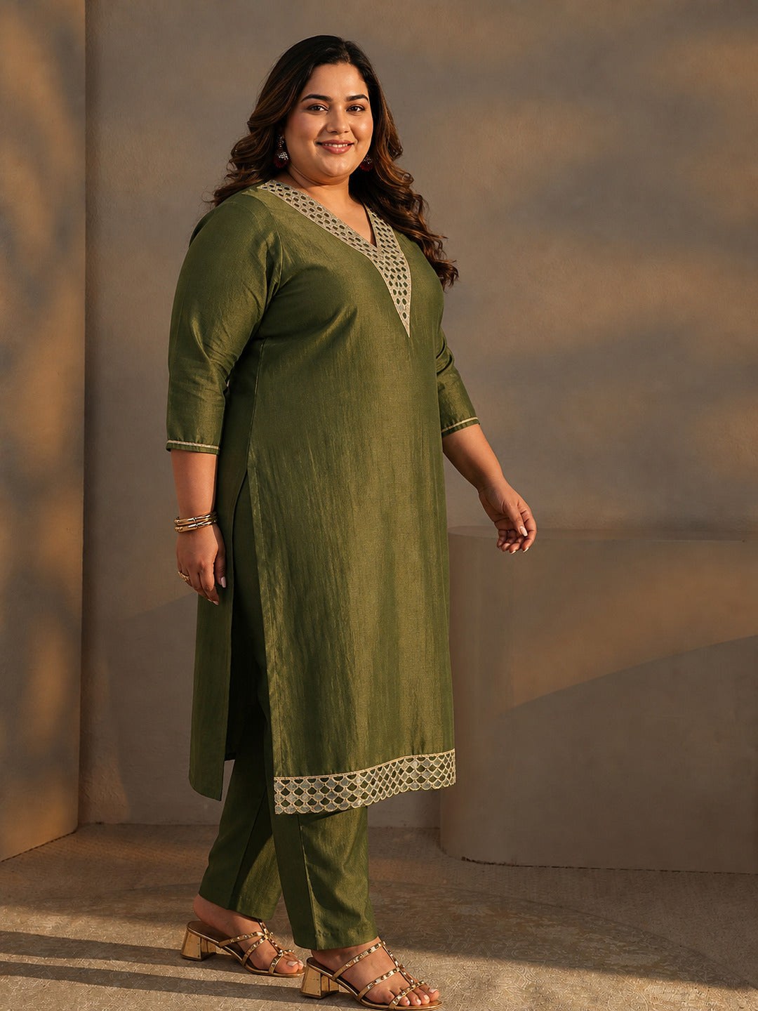  Plus Size Green Mirror Work Yoke Design Silk Blend Straight Kurta Set 