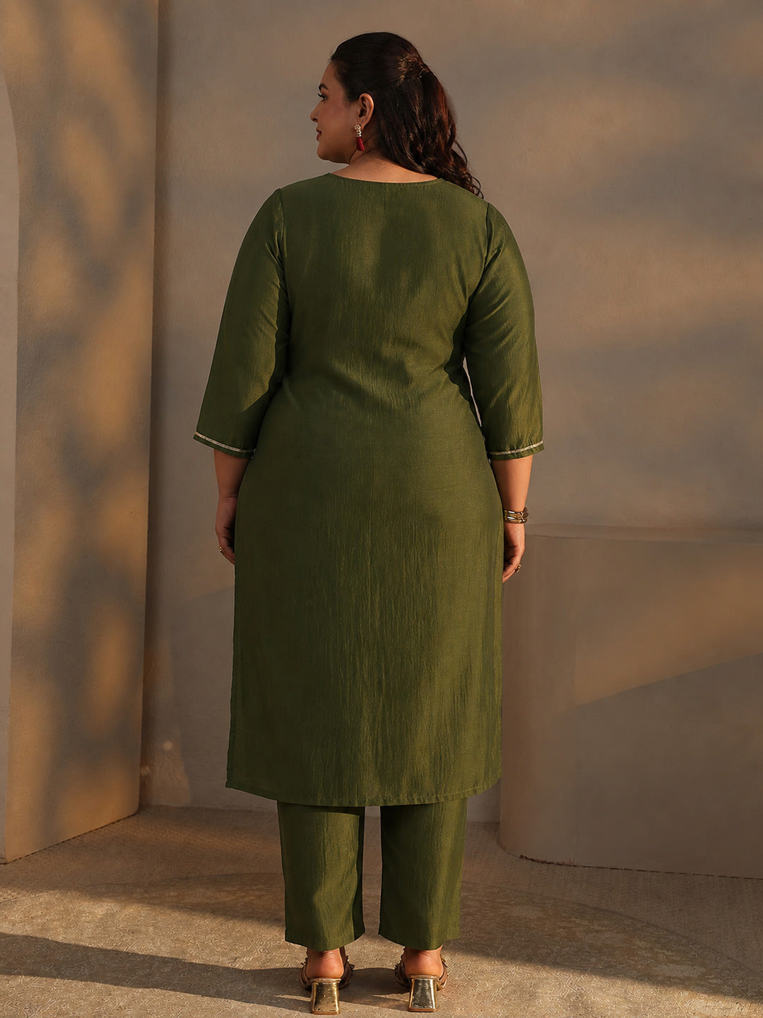 Plus Size Green Mirror Work Yoke Design Silk Blend Straight Kurta Set 