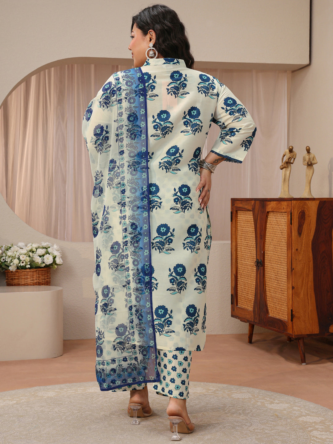  Plus Size Off White Floral Printed Cotton Blend Straight Suit Set 