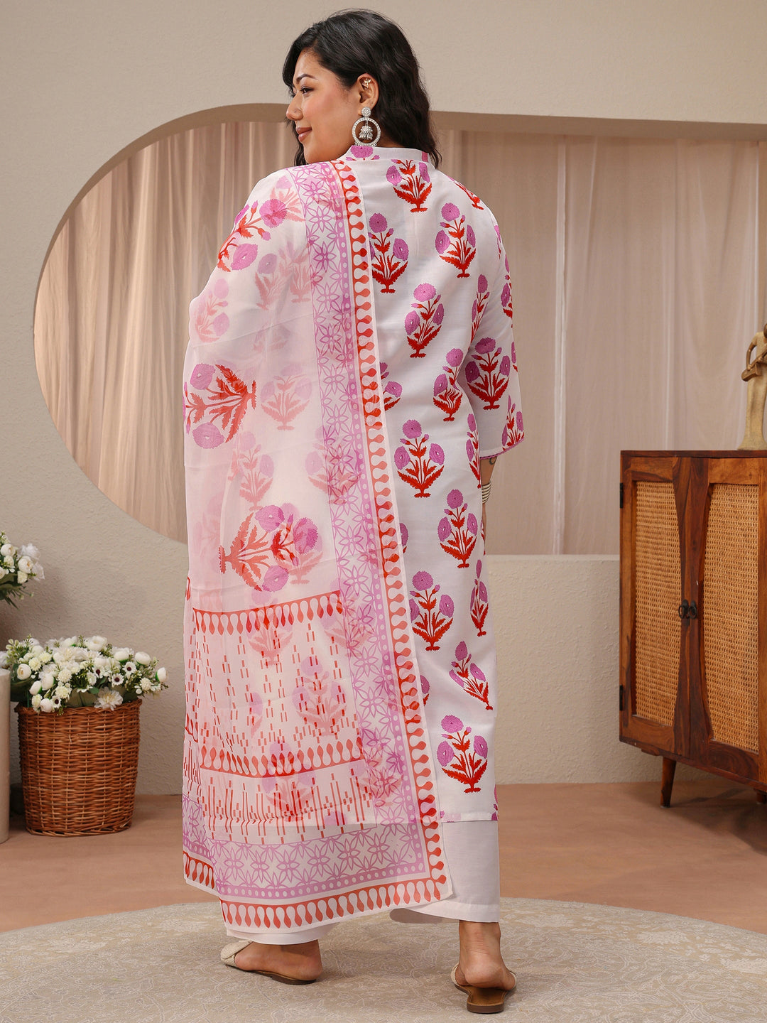  Plus Size White Floral Printed Cotton Blend Straight Suit Set 