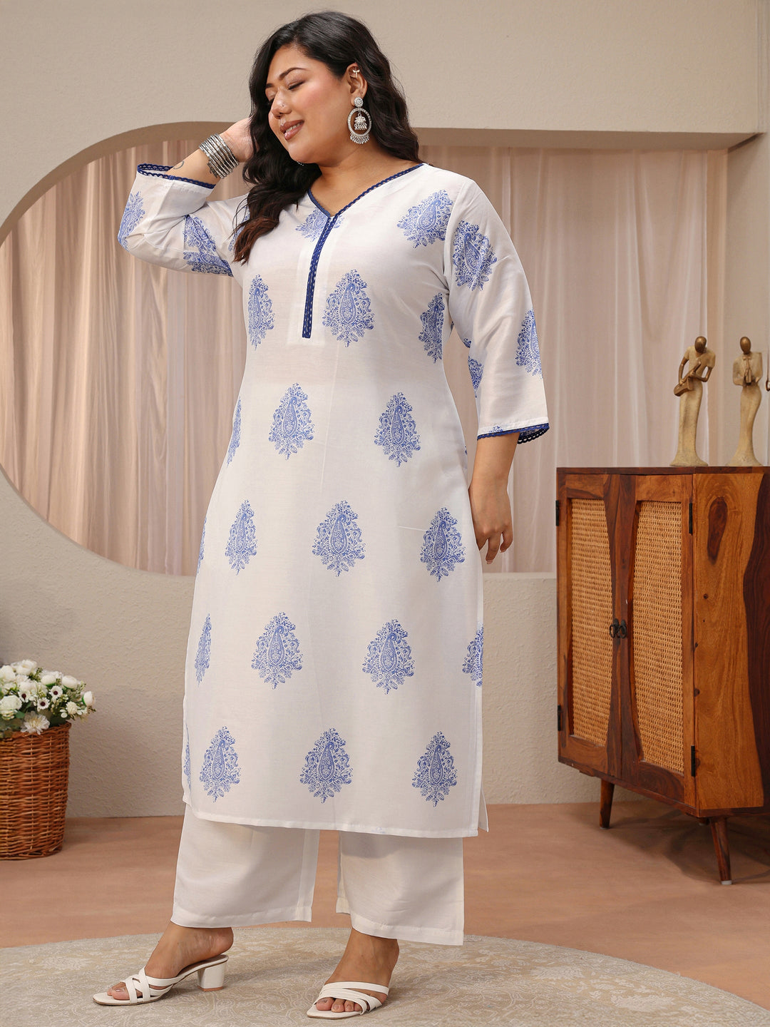  Plus Size White Floral Printed Cotton Blend Straight Suit Set 