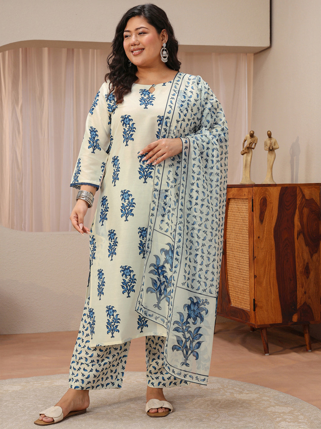  Plus Size Ivory Floral Printed Cotton Blend Straight Suit Set 