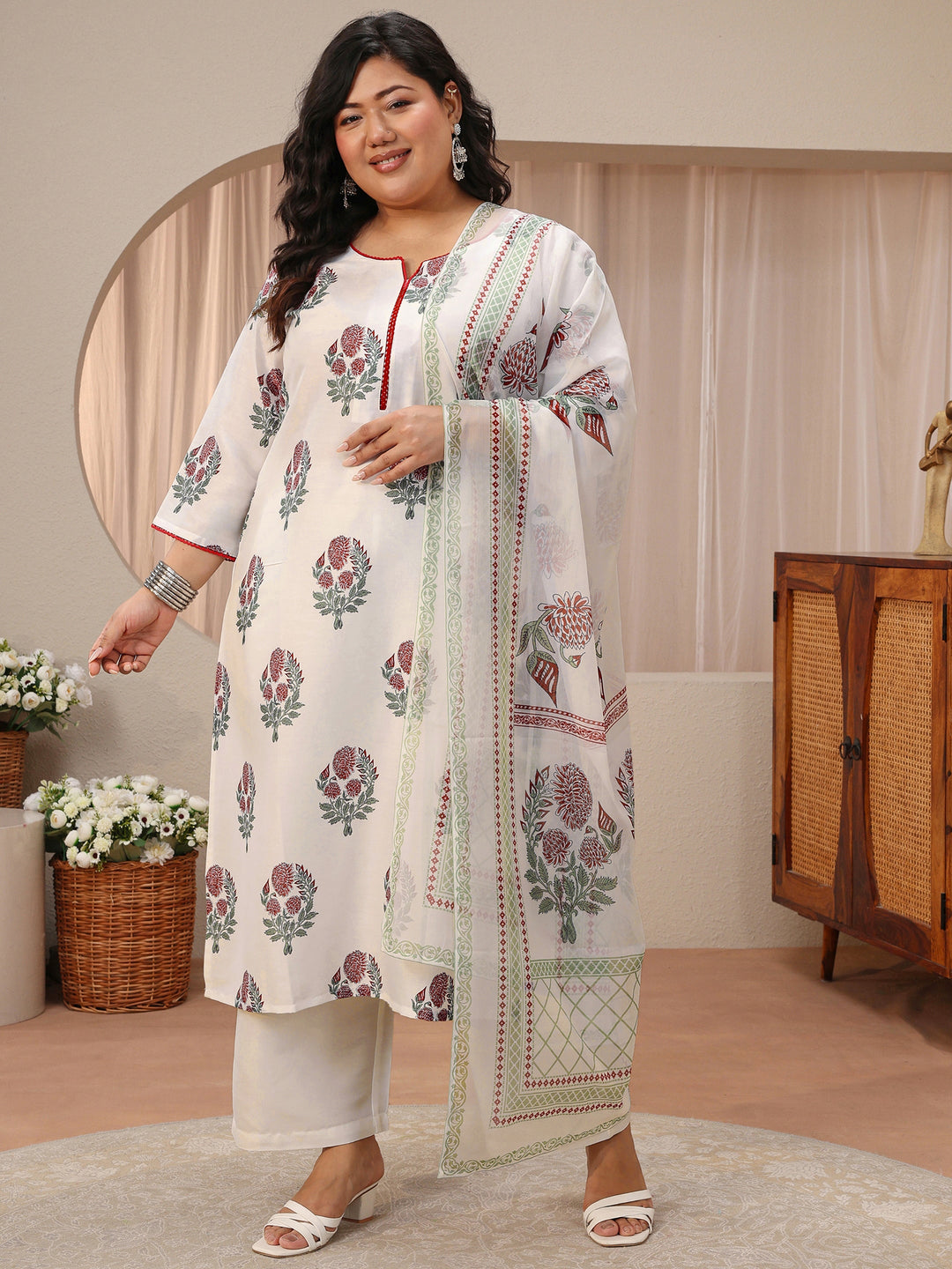  Plus Size White Floral Printed Cotton Blend Straight Suit Set 