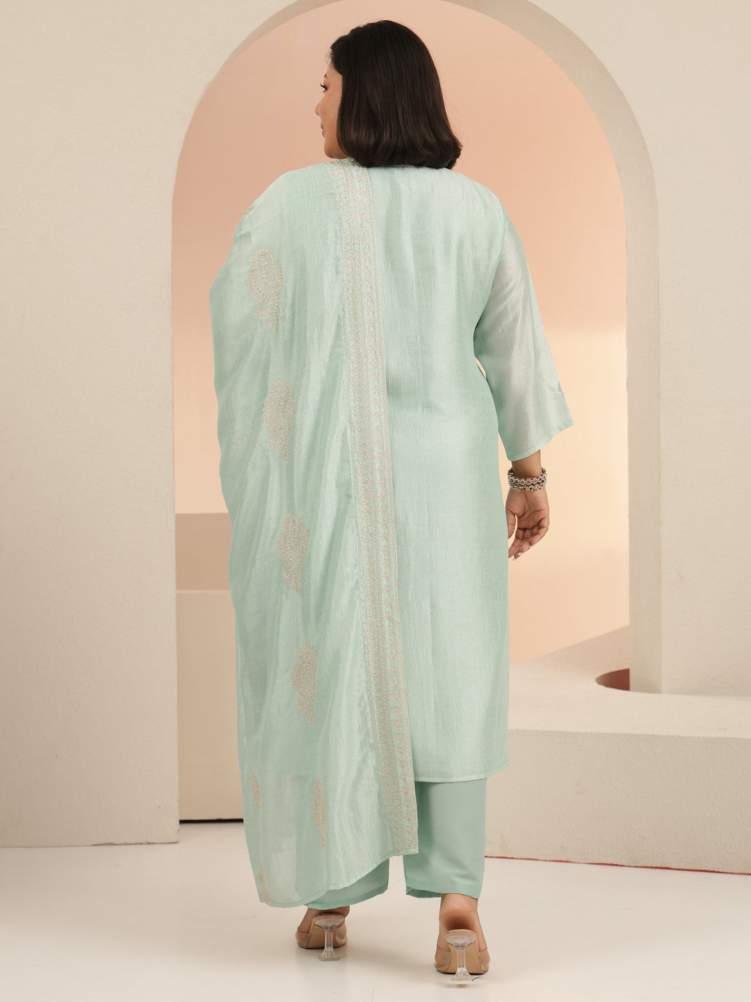  Plus Size Blue Paisley Zari Embellished Straight Suit Set 