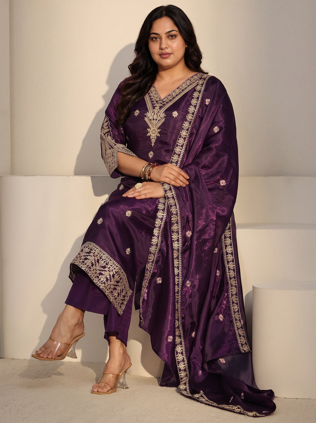  Plus Size Burgundy Floral Embroidered Tissue Straight Suit Set 