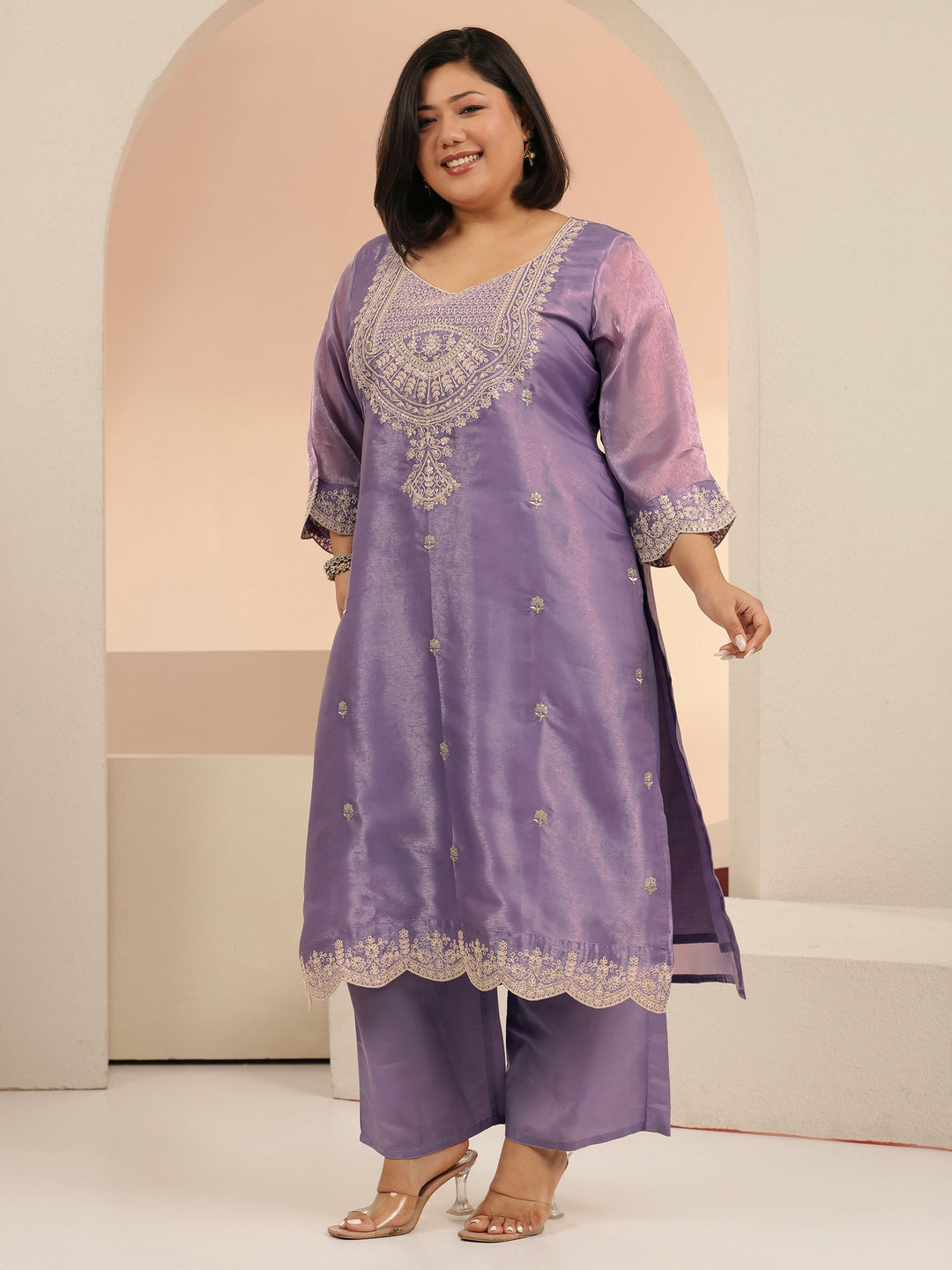  Plus Size Lavender Floral Embroidered Tissue Straight Suit Set 