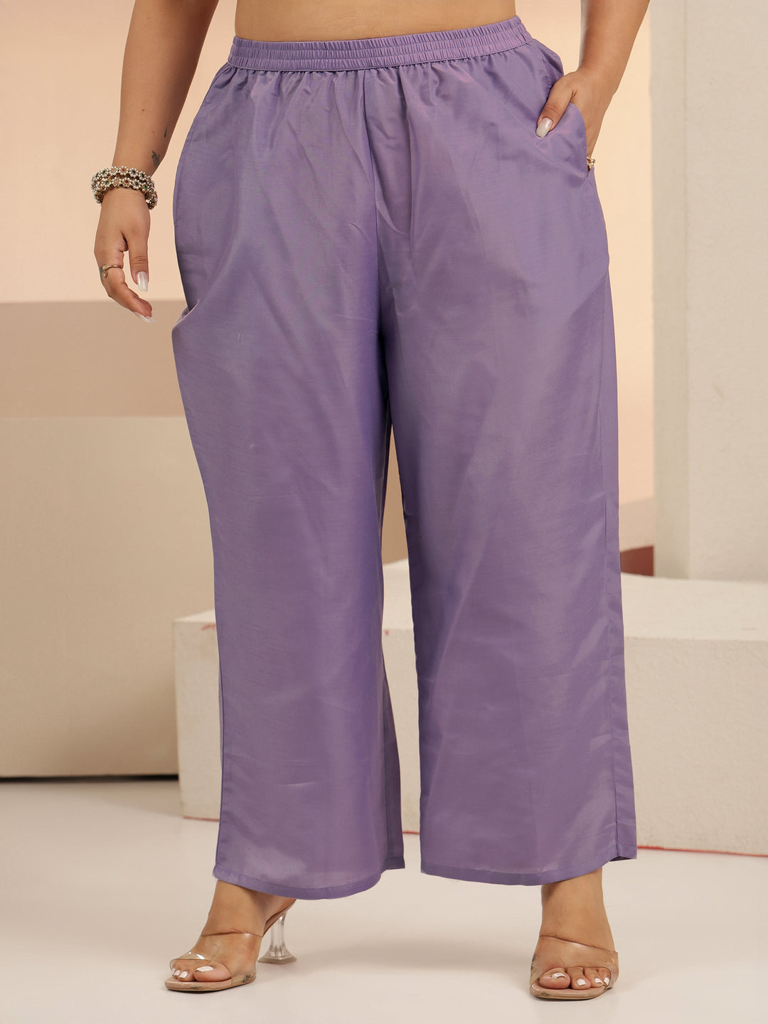  Plus Size Lavender Floral Embroidered Tissue Straight Suit Set 