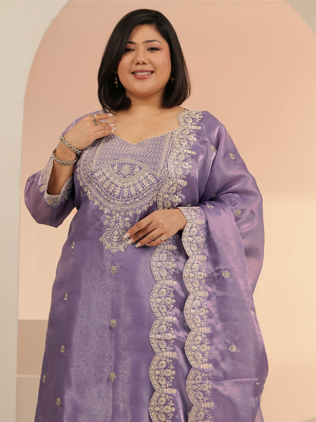  Plus Size Lavender Floral Embroidered Tissue Straight Suit Set 