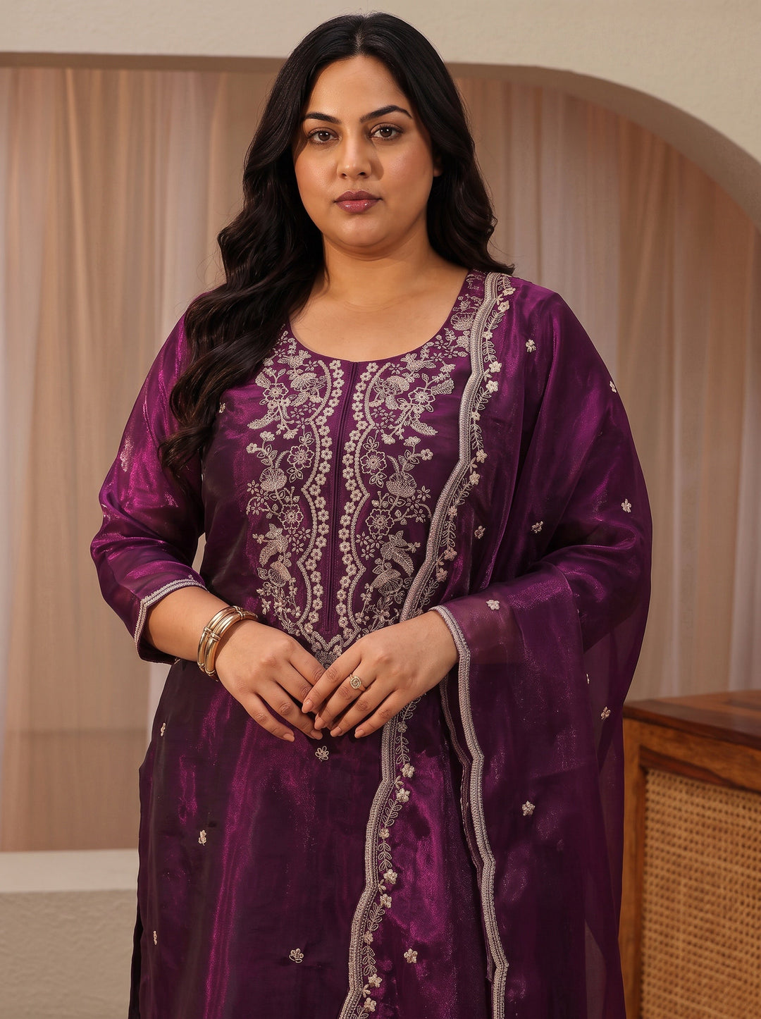  Plus Size Burgundy Floral Embroidered Tissue Straight Suit Set 