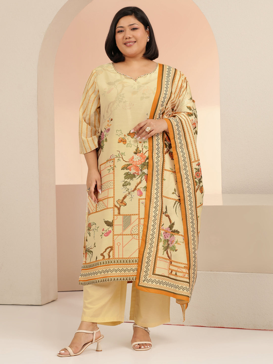  Plus Size Beige Floral Print Muslin Straight Suit Set 