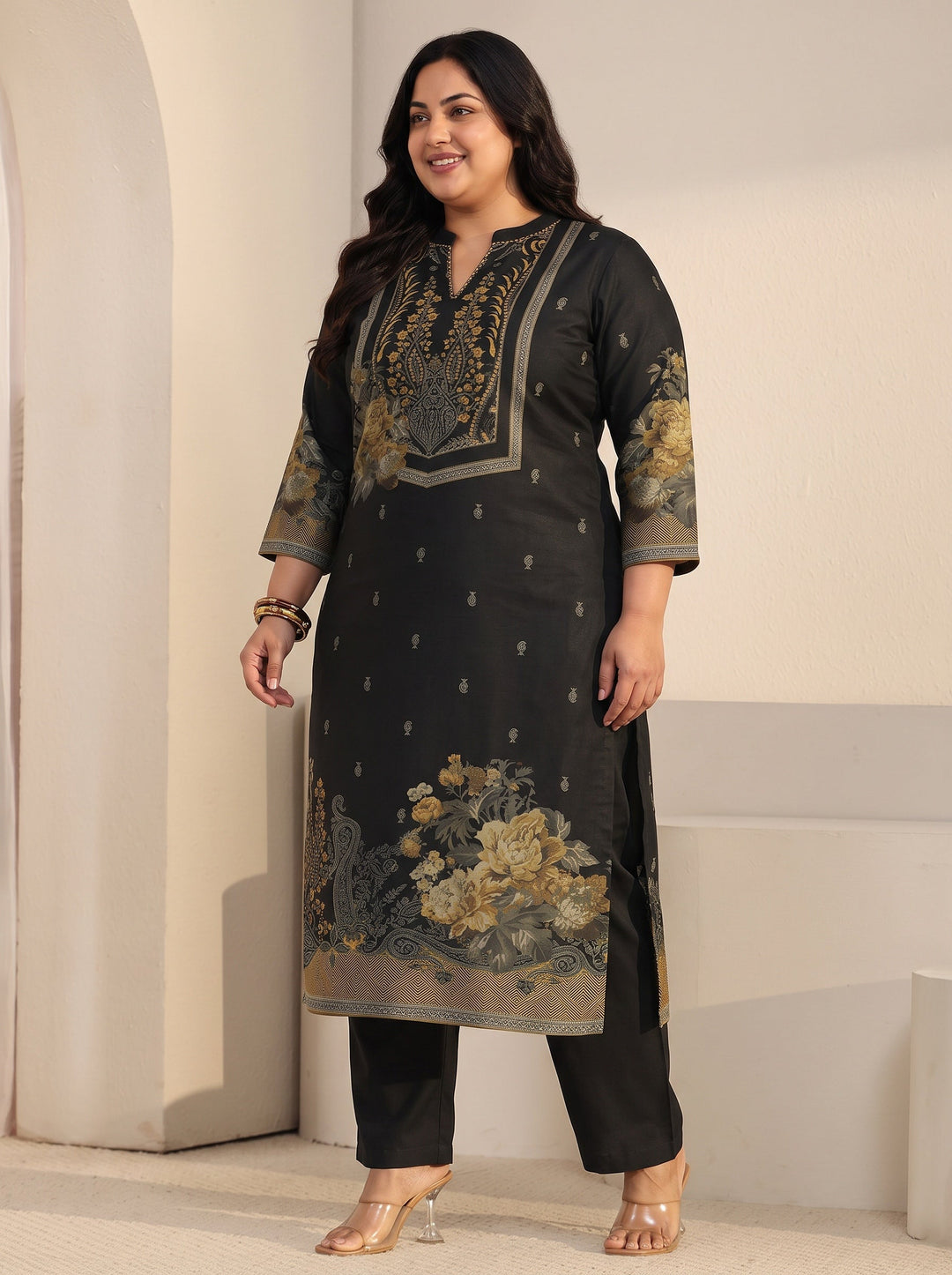  Plus Size Black Floral Printed Muslin Straight Suit Set 