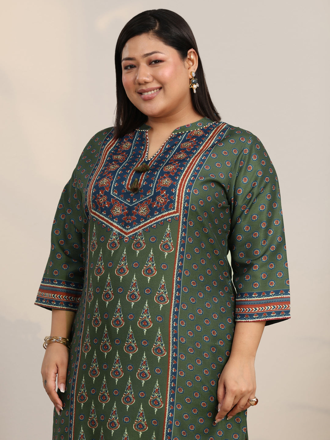  Plus Size Olive Green Printed Muslin Straight Suit Set 