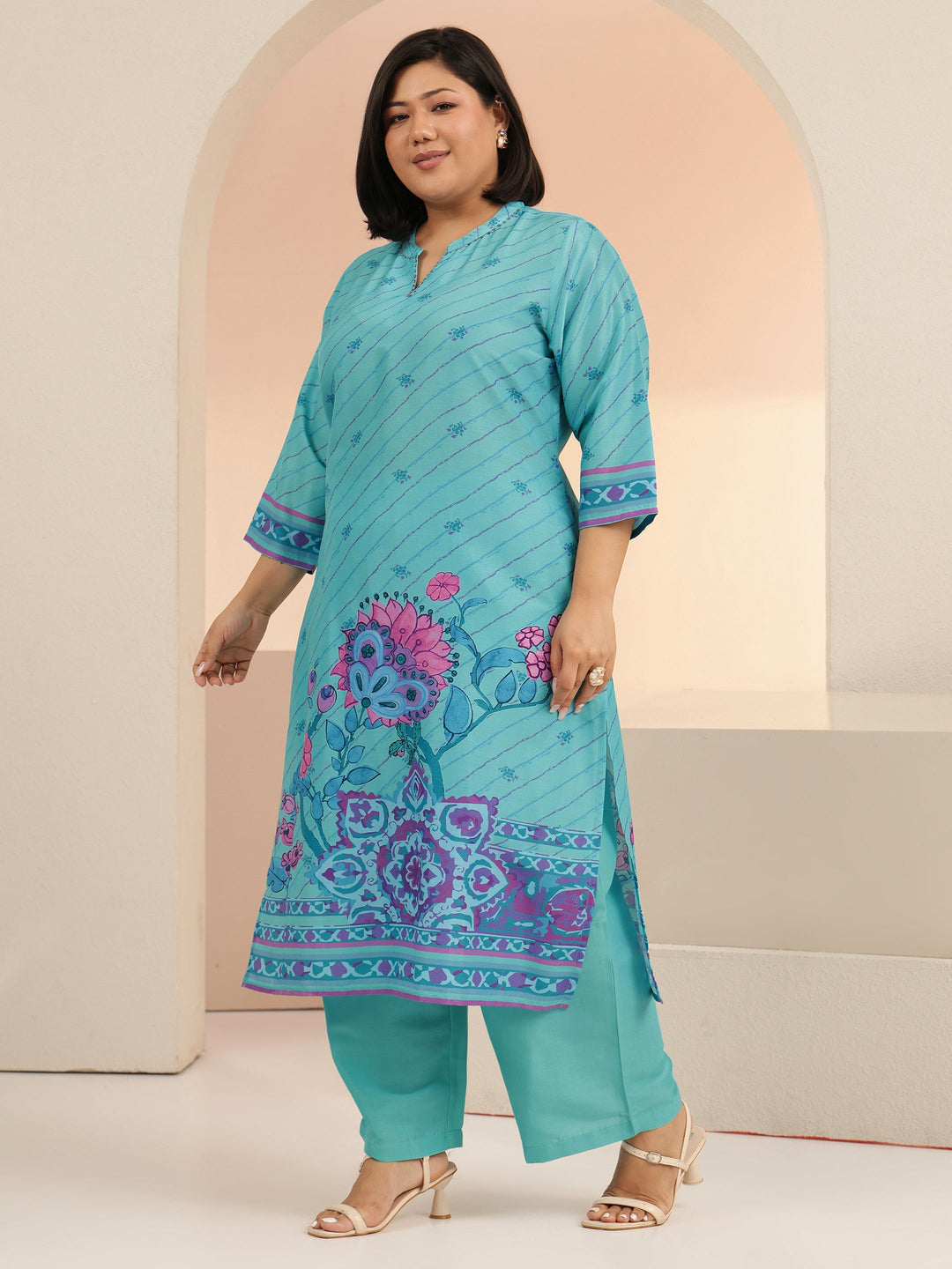  Plus Size Blue Floral Printed Straight Suit Set 
