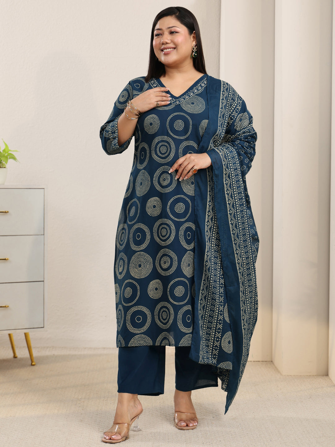  Plus Size Teal Blue Circular Print Cotton Straight Suit Set 