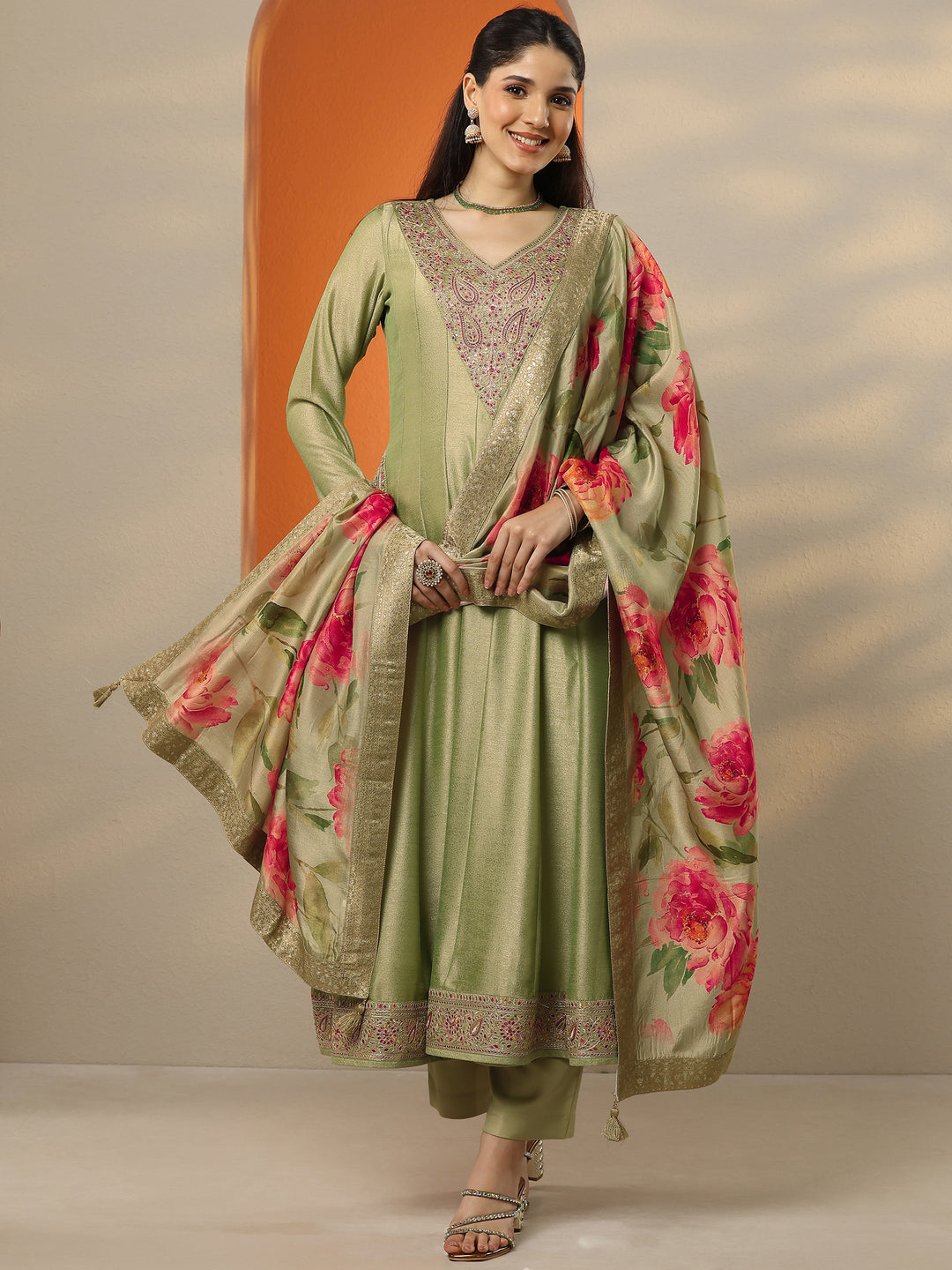  Libas Art Green Embroidered Silk Blend Anarkali Suit Set With Dupatta 