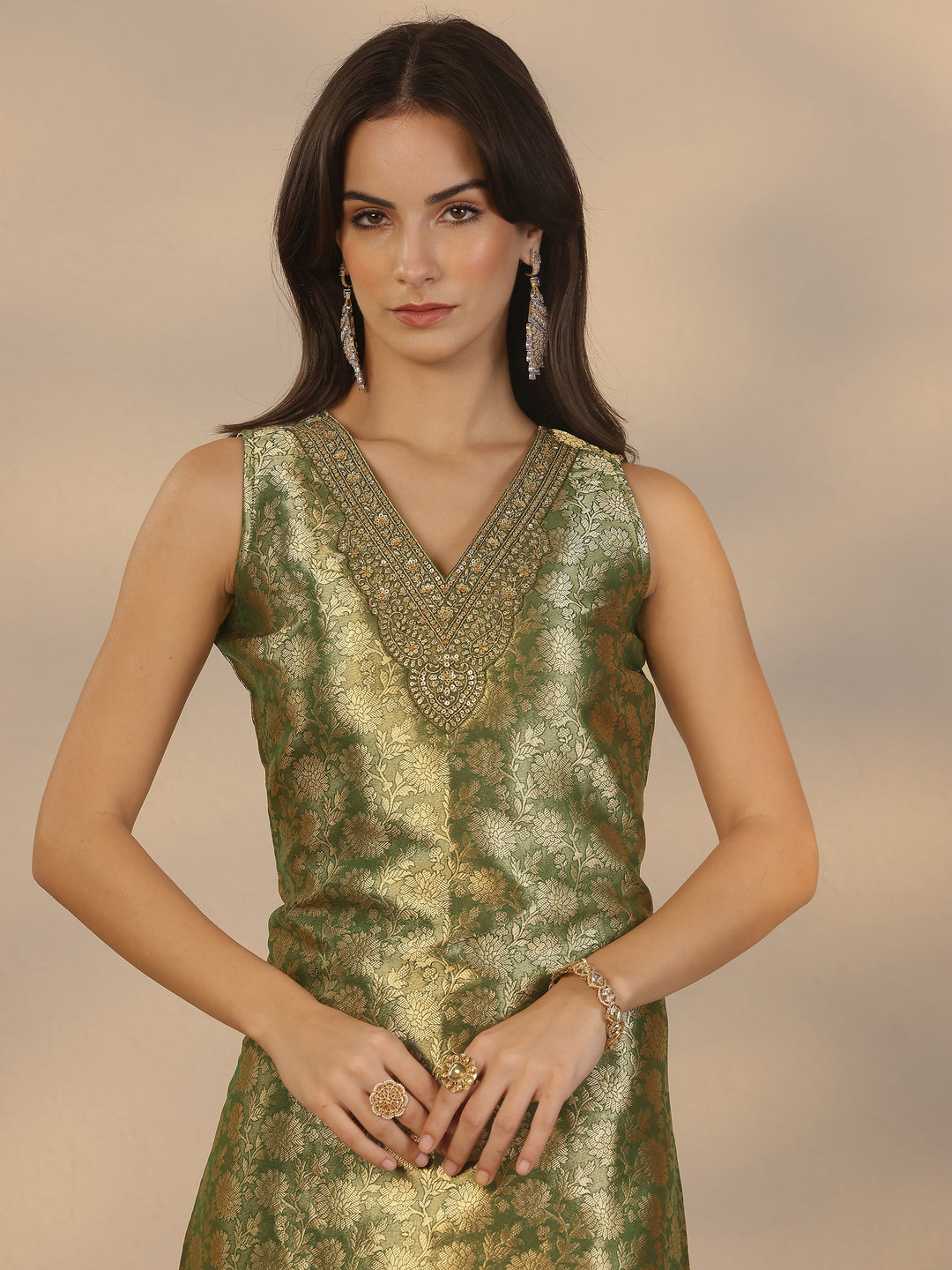  Libas Art Green Embroidered Silk Blend Straight Suit Set With Dupatta 