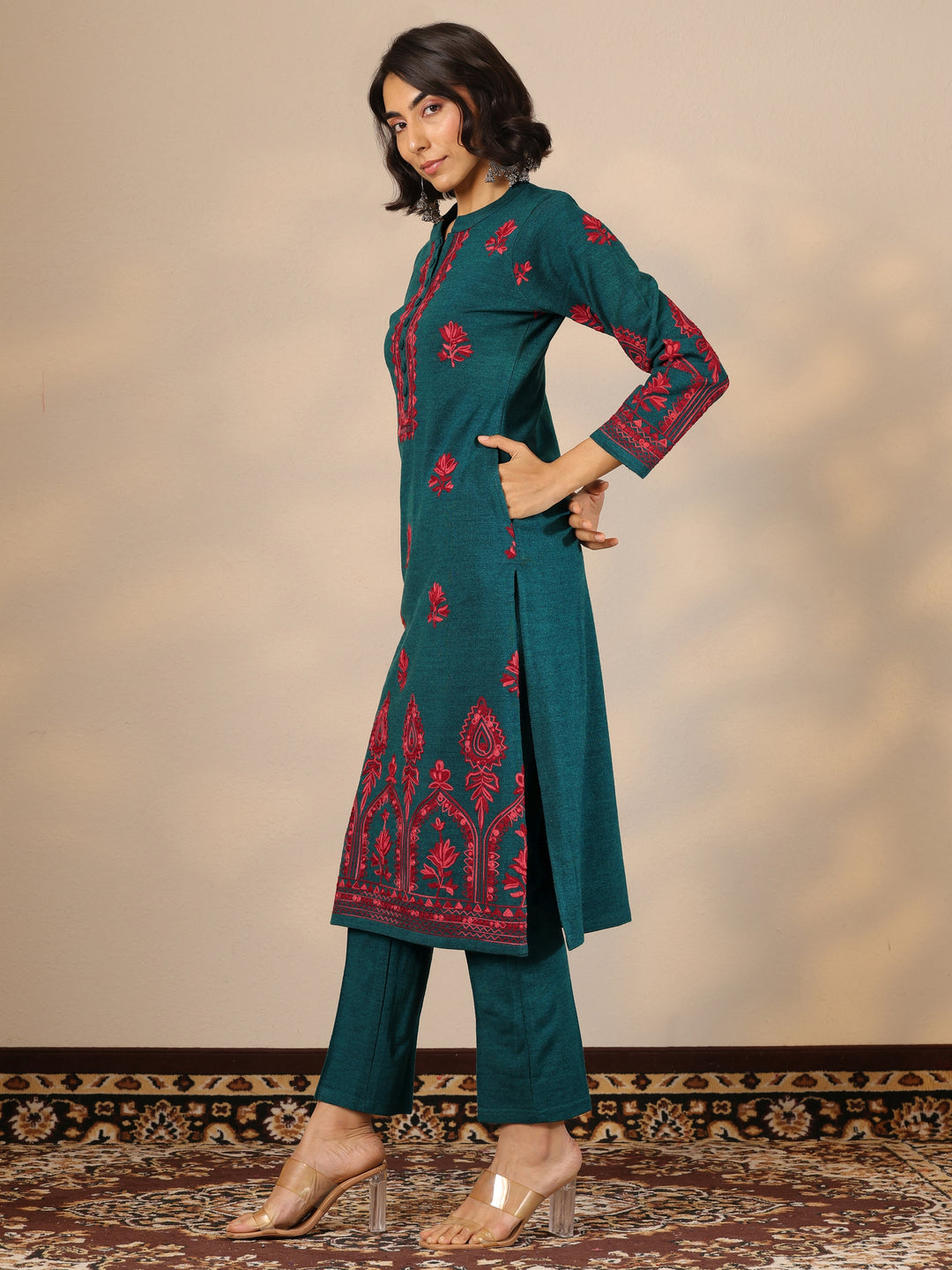  Green Embroidered Wool Straight Suit Set With Dupatta 