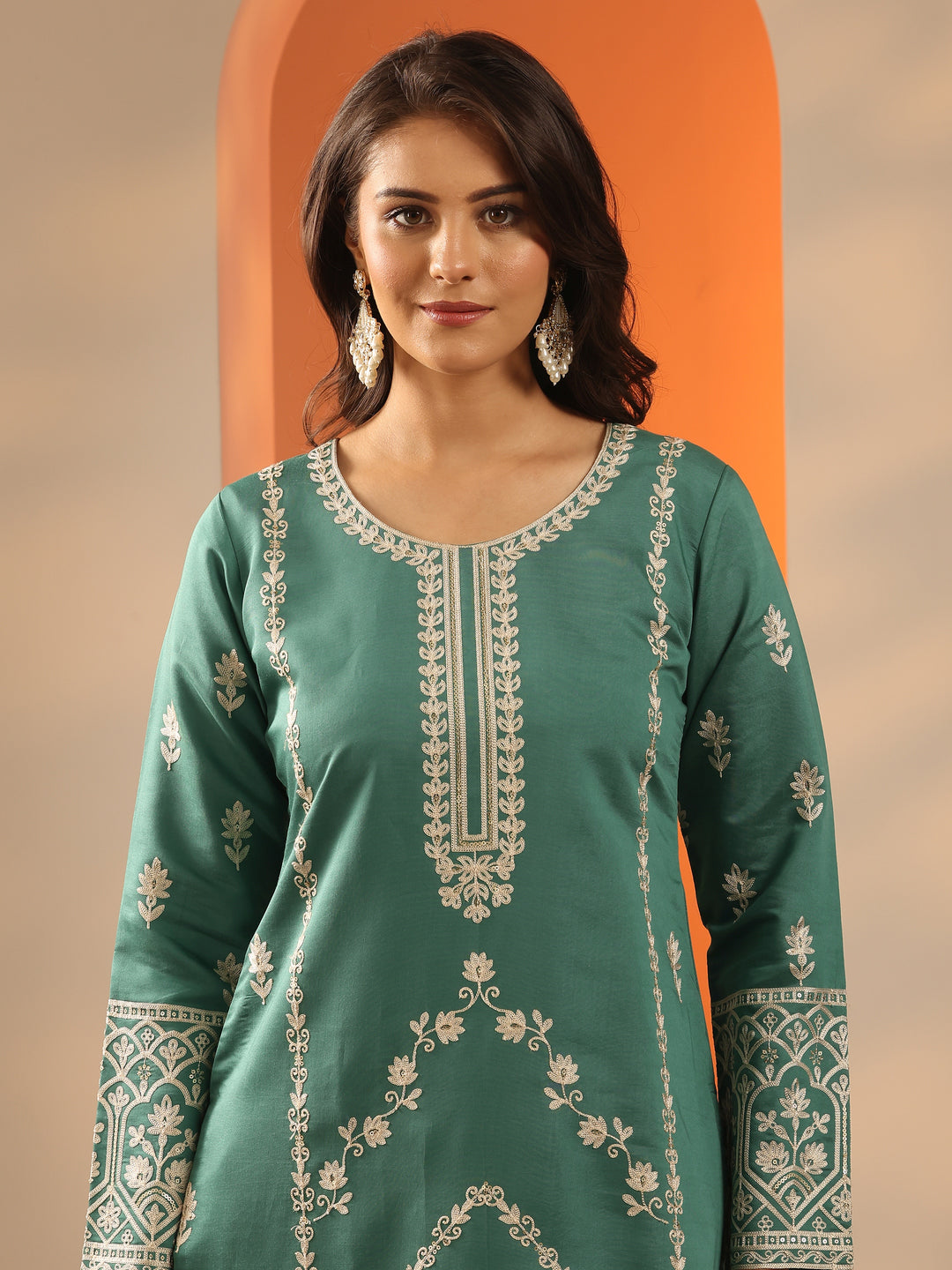  Green Embroidered Silk Blend Straight Suit Set With Dupatta 