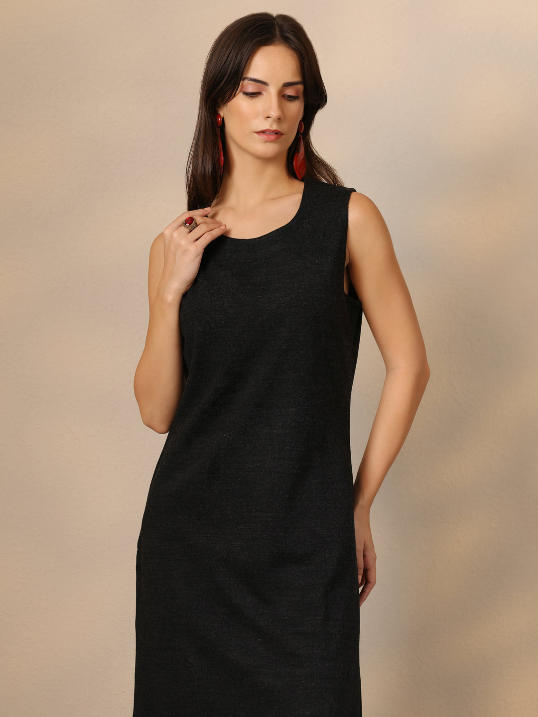  Red Embroidered Wool Straight Kurta Set 