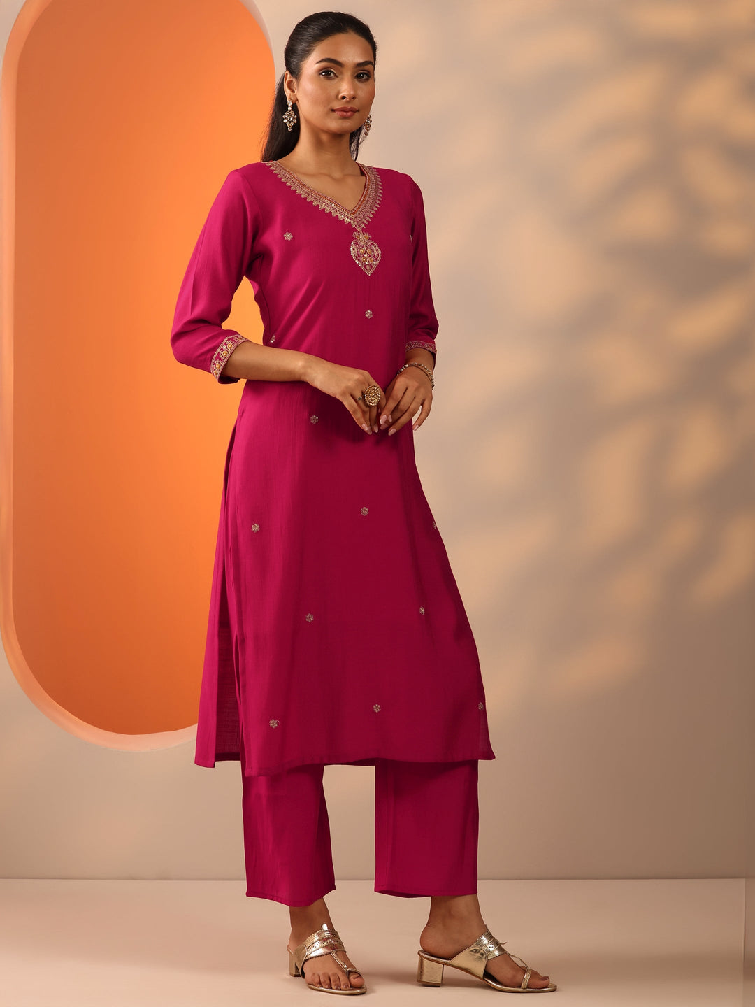  Pink Embroidered Silk Blend Straight Suit Set With Dupatta 