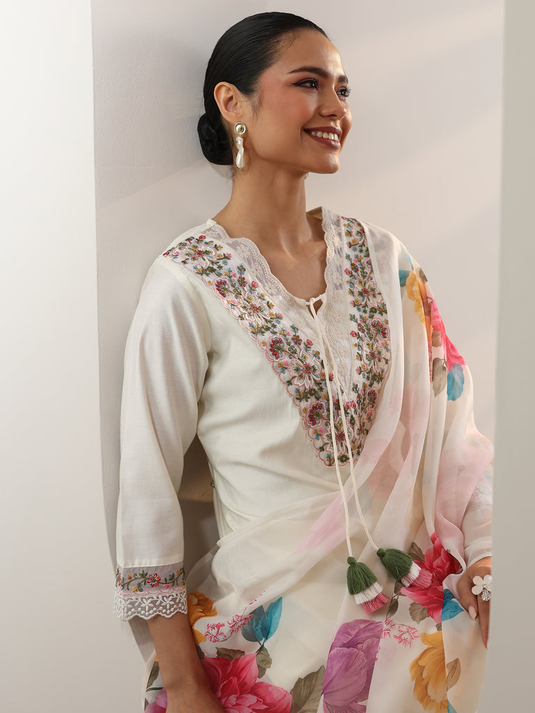 Gerua Off White Embroidered Silk Blend Straight Suit Set With Dupatta