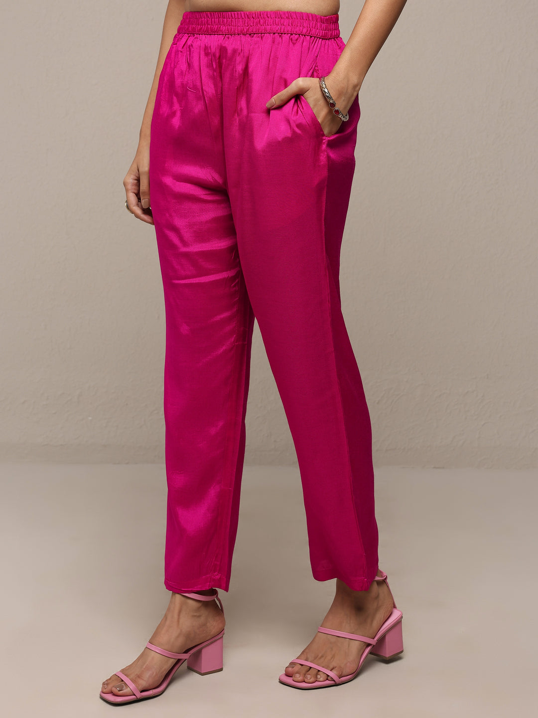  Pink Printed Silk Blend Straight Suit Set With Dupatta 