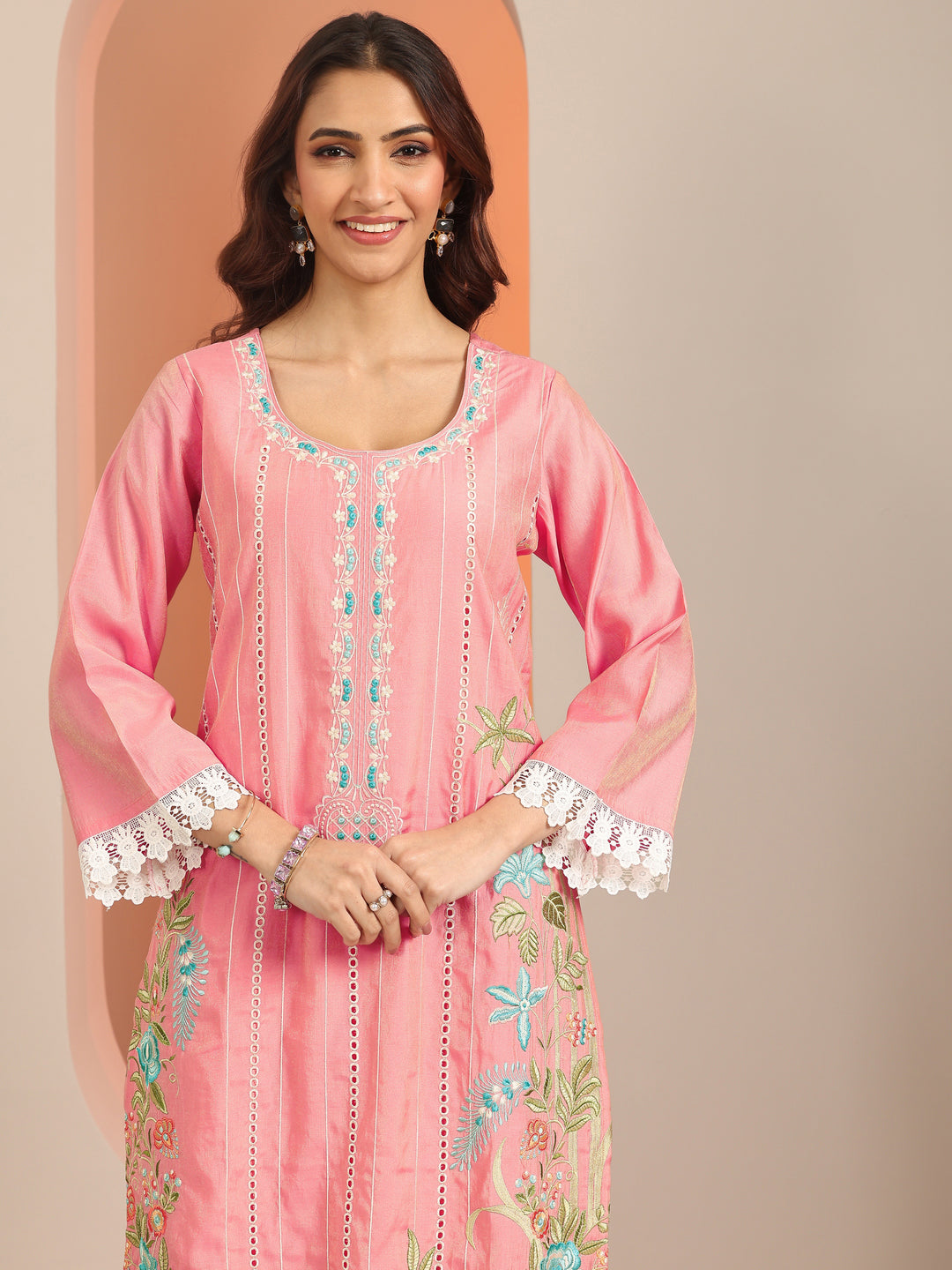  Peach Embroidered Silk Blend Straight Suit Set With Dupatta 