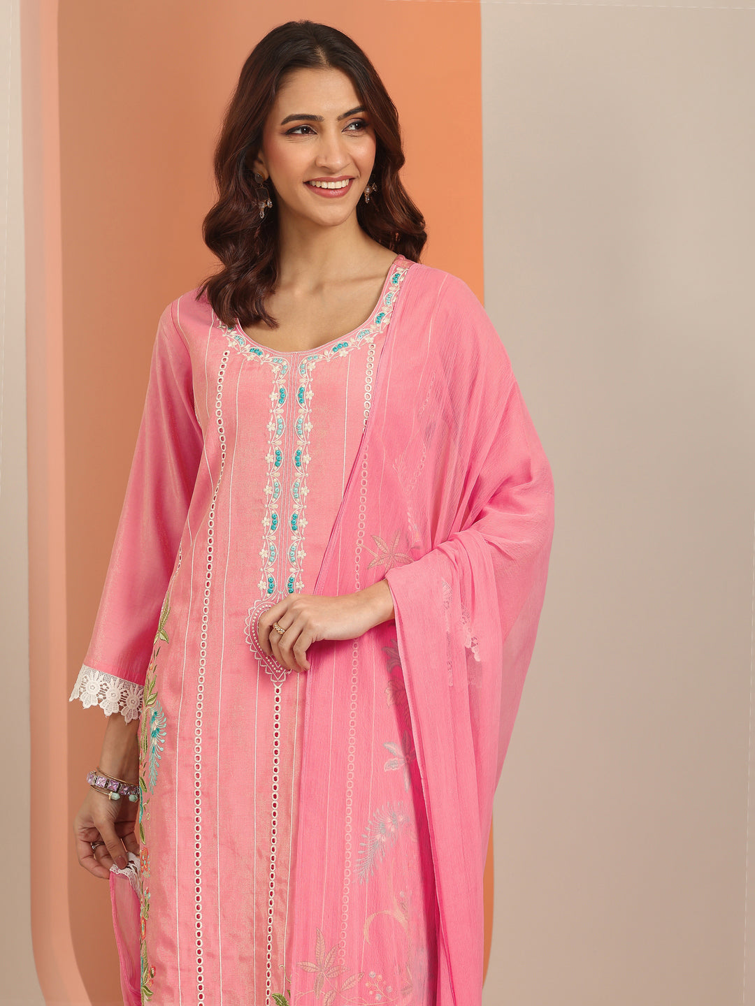  Peach Embroidered Silk Blend Straight Suit Set With Dupatta 