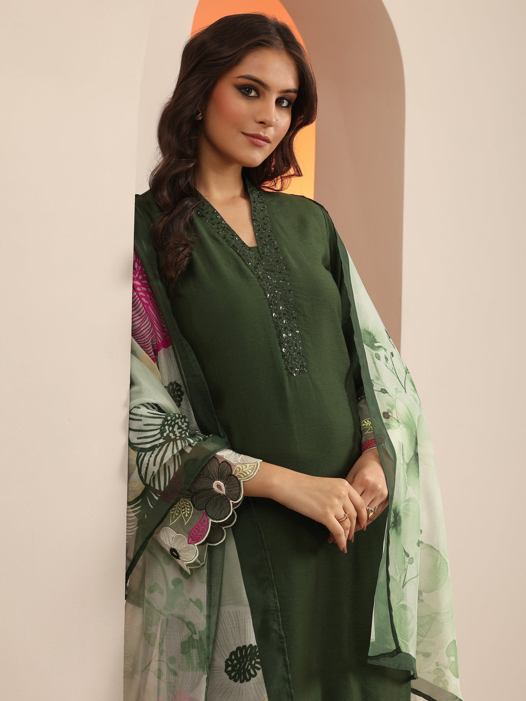  Green Embroidered Silk Blend Straight Suit Set With Dupatta 