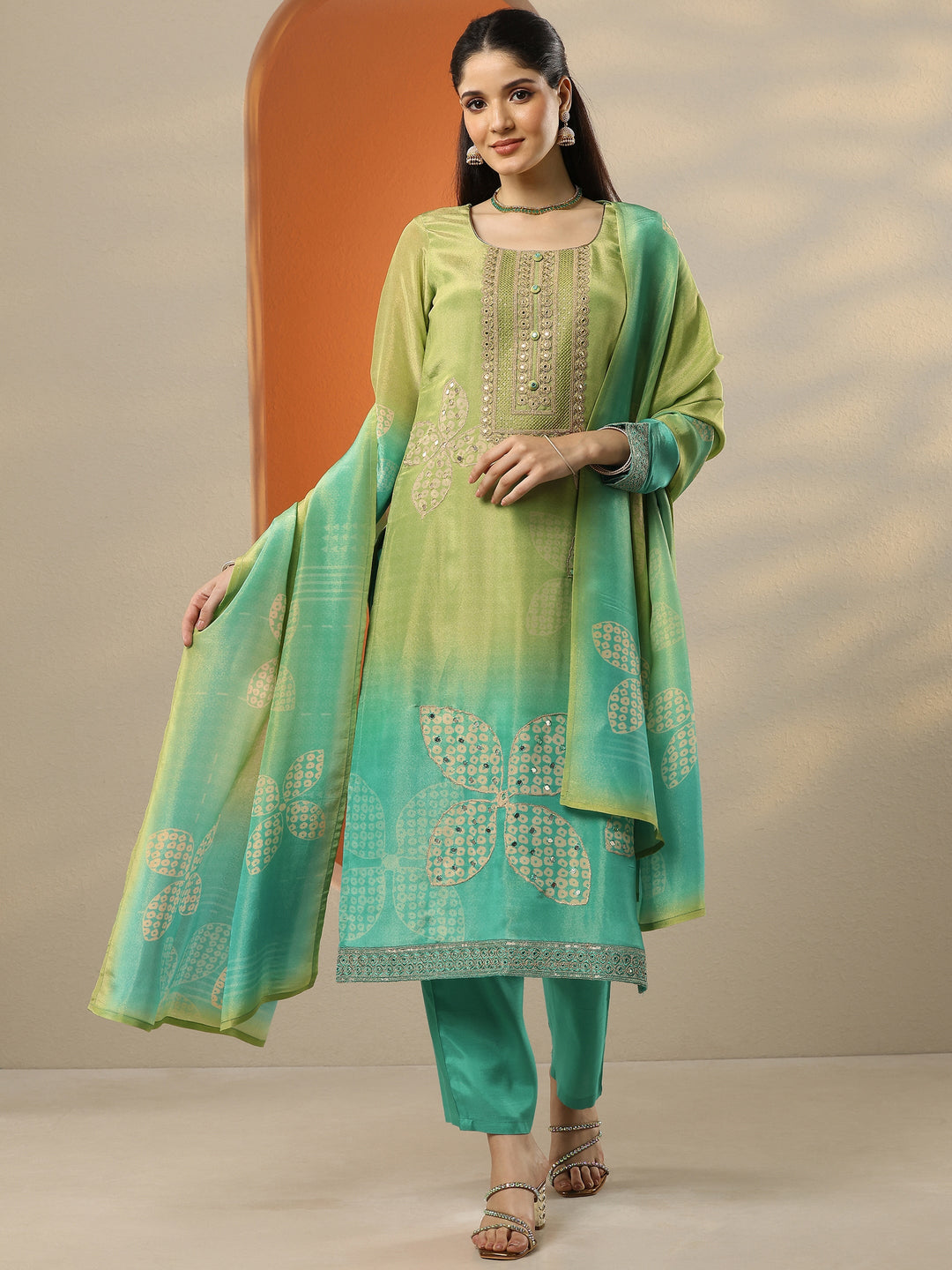 Green Embroidered Crepe Straight Suit Set With Dupatta 
