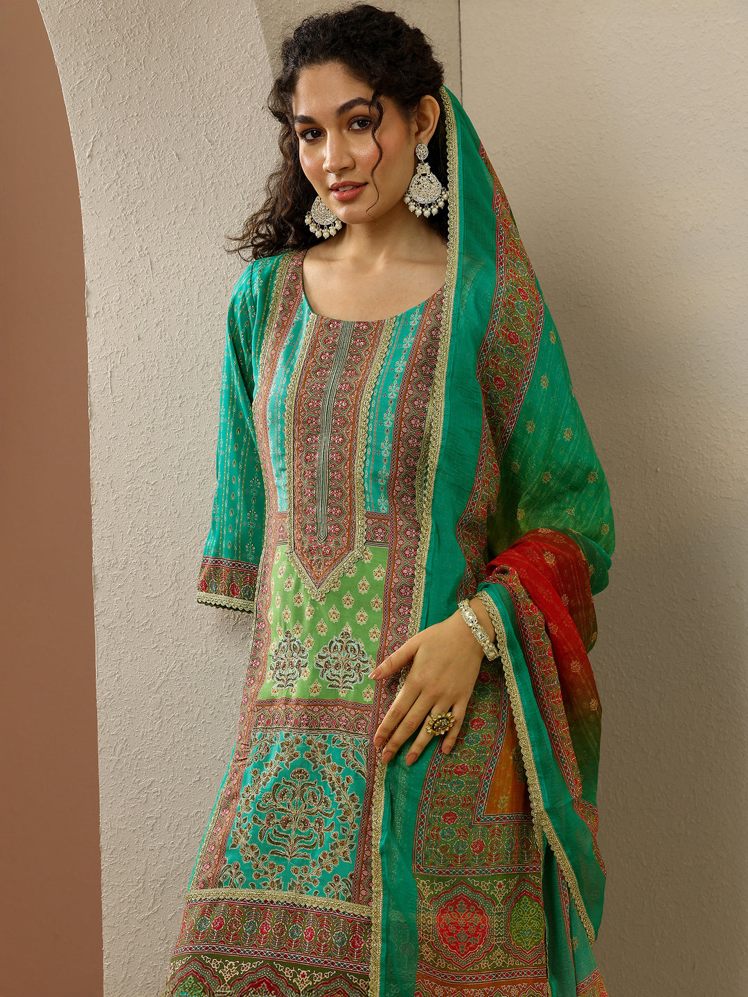  Green Printed Silk Blend Straight Suit Set With Dupatta 