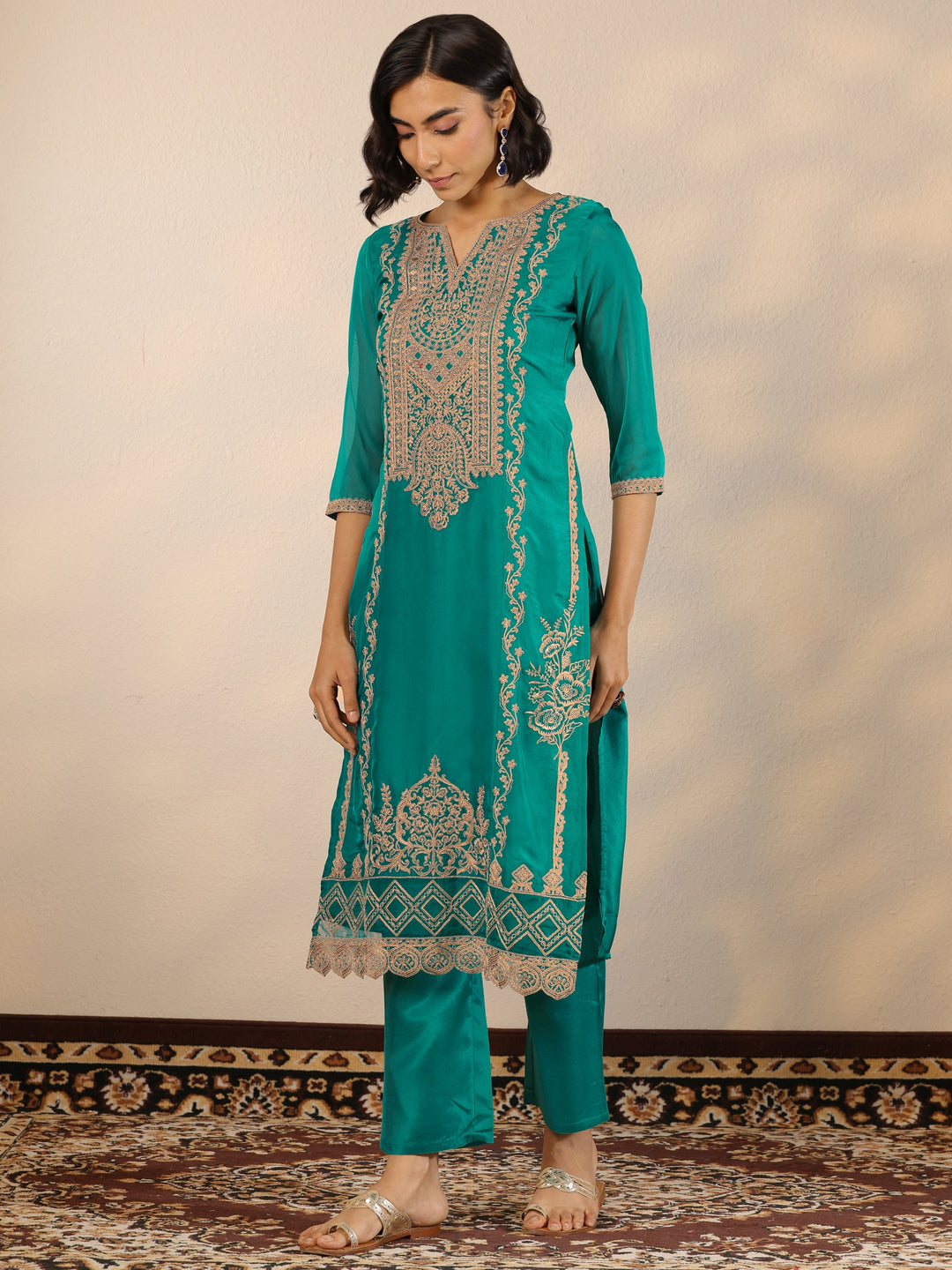  Green Embroidered Organza Straight Suit Set With Dupatta 